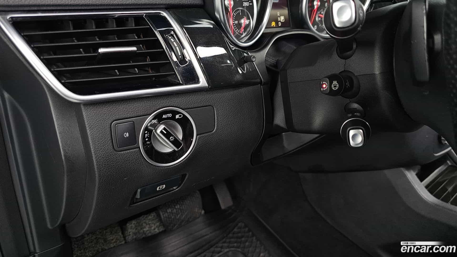 GLE-Class Mercedes-Benz 2016.7-OPTION-020