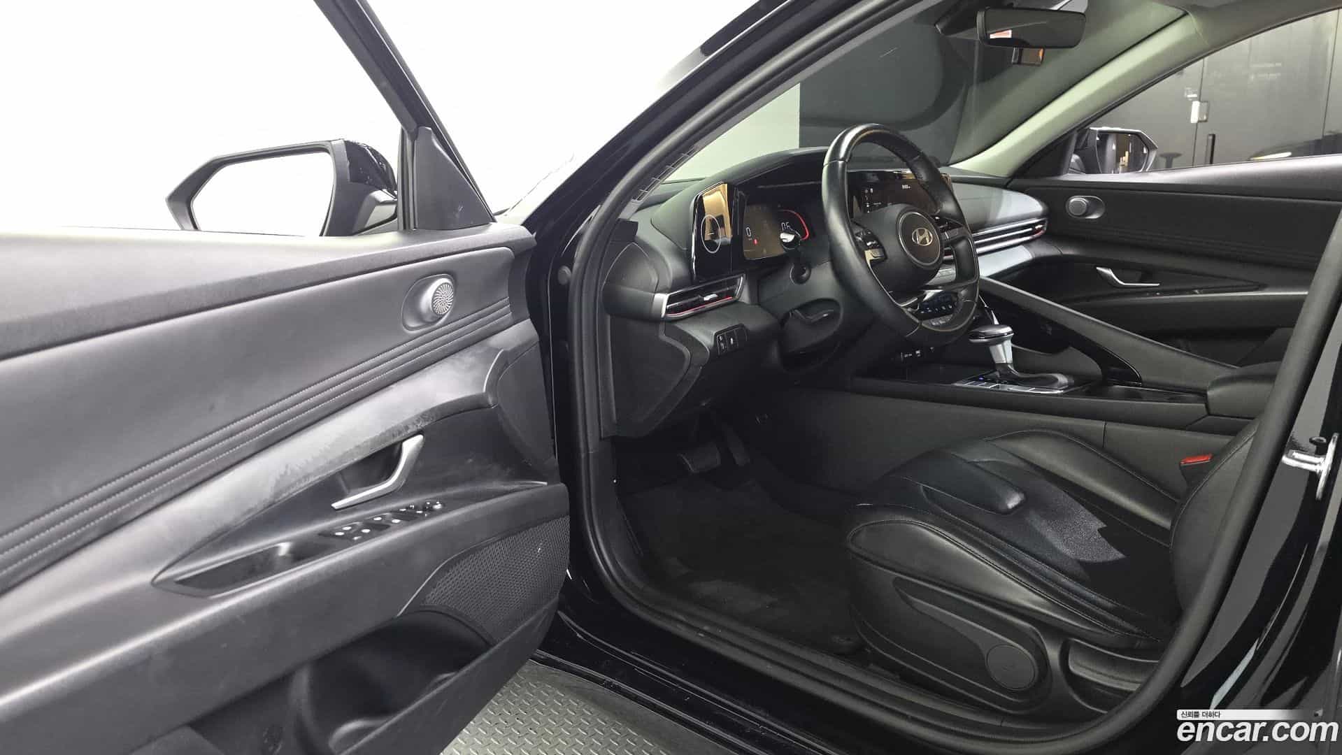 AVANTE Hyundai 2023.5-INNER-010