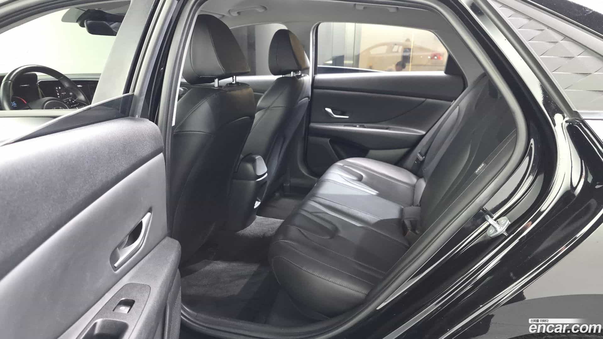 AVANTE Hyundai 2023.5-INNER-036