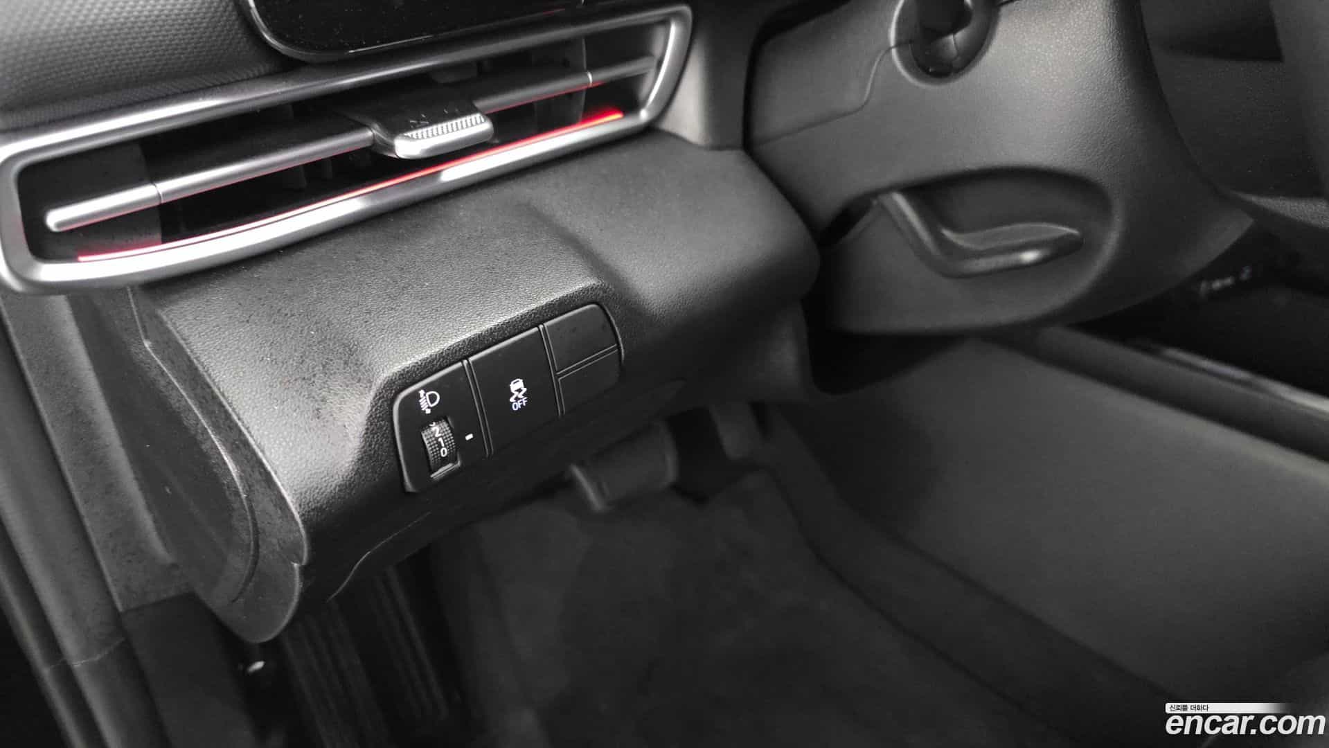 AVANTE Hyundai 2023.5-OPTION-040