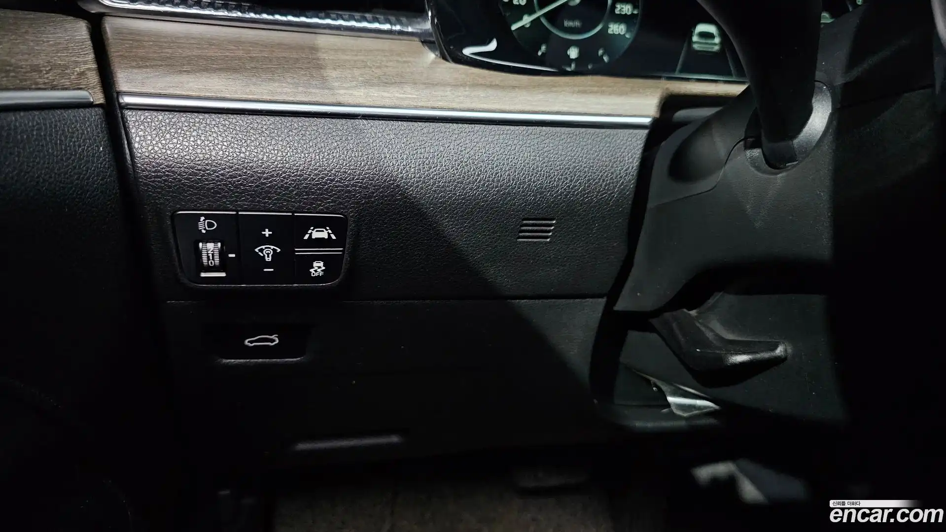 K5 Kia 2020.0-OPTION-042