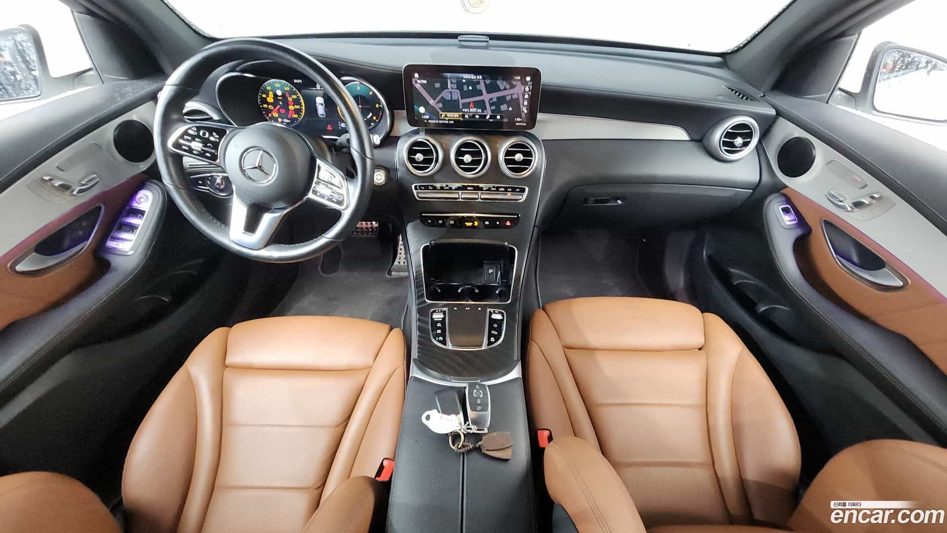 GLC-Class Mercedes-Benz 2023.3-INNER-007
