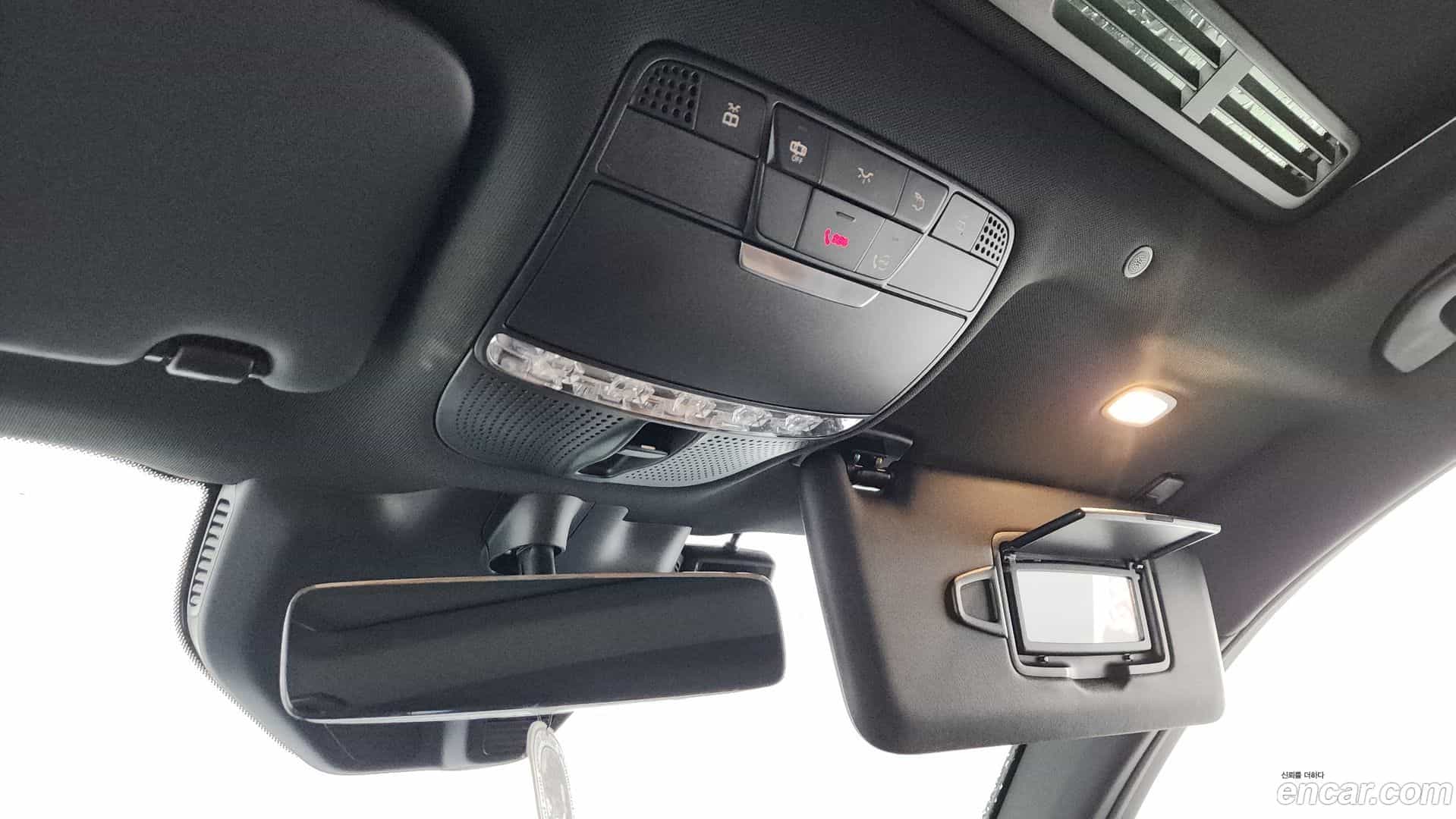 GLC-Class Mercedes-Benz 2023.3-OPTION-019