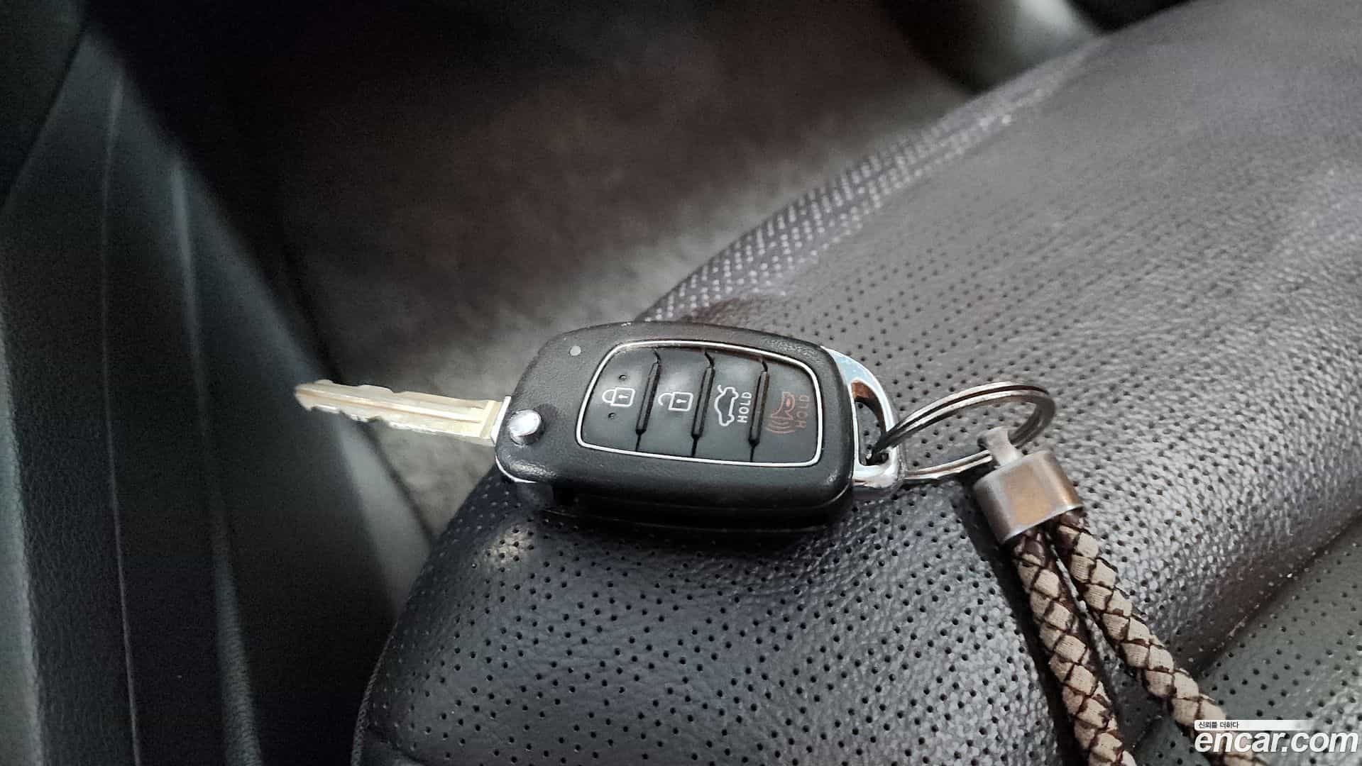 AVANTE Hyundai 2019.6-OPTION-019