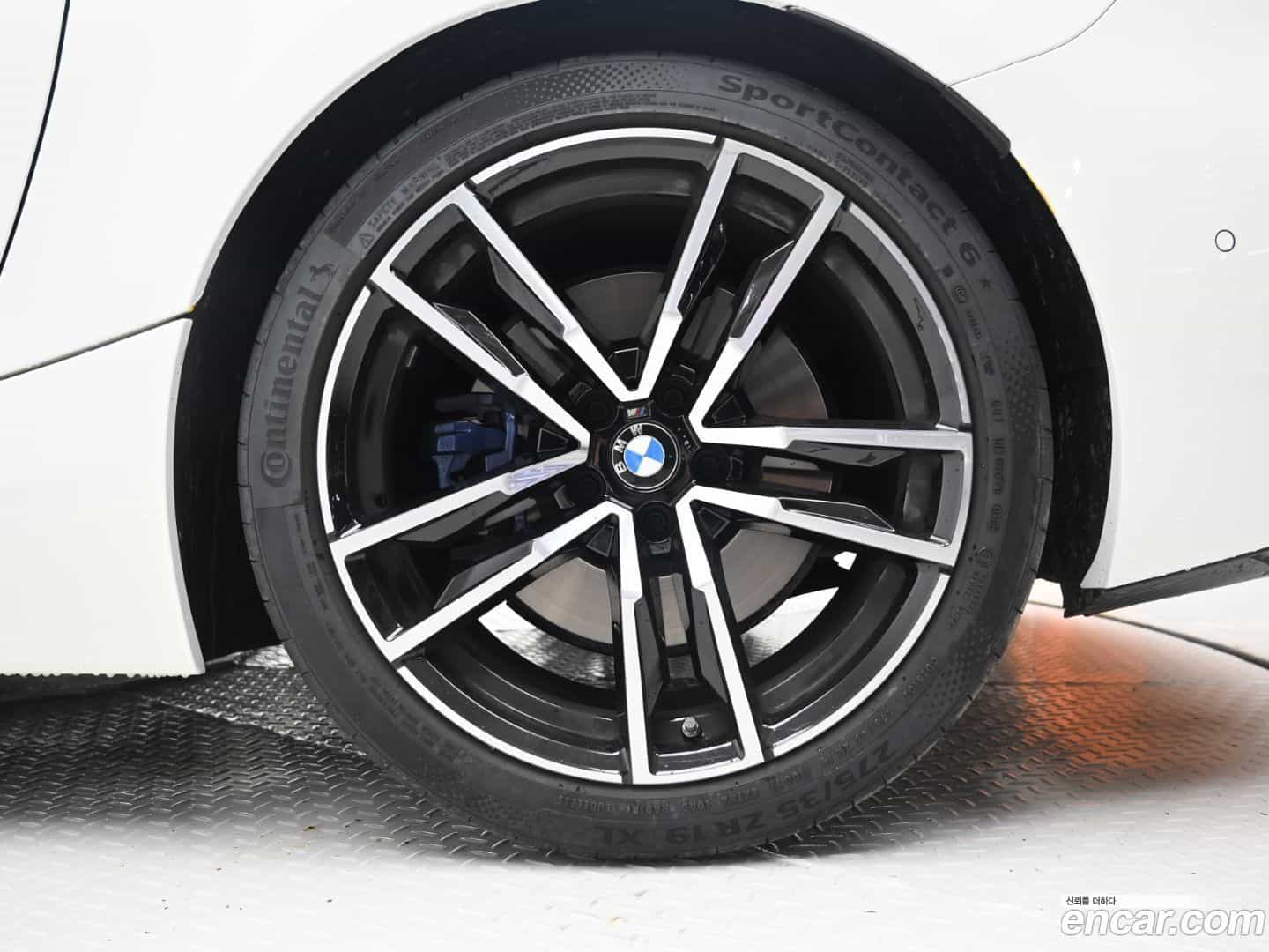 Z4 BMW 2025.6-OUTER-005