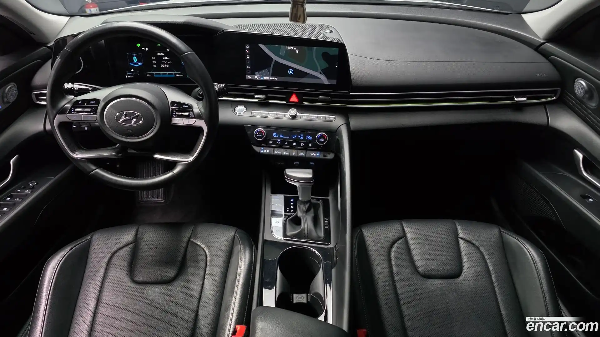 AVANTE Hyundai 2021.3-INNER-007