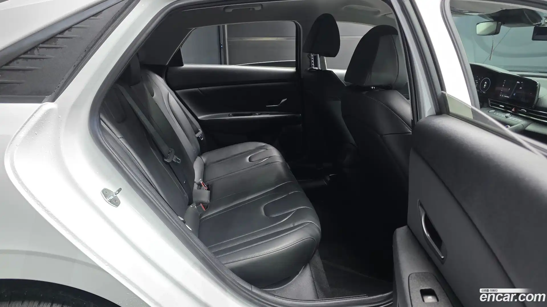AVANTE Hyundai 2021.3-OPTION-016