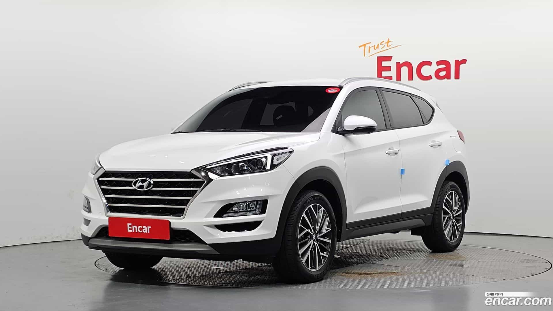 Tucson Hyundai 2018.10-OUTER-001
