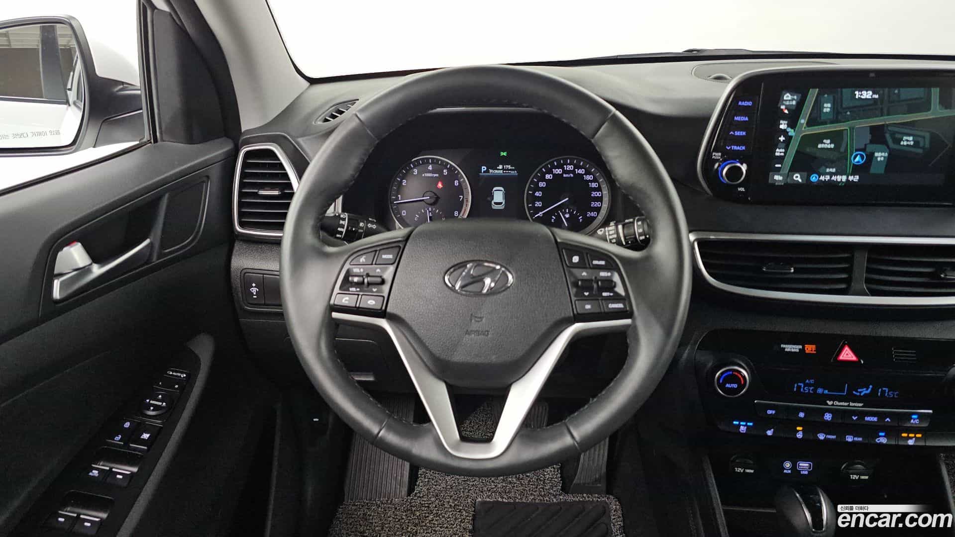 Tucson Hyundai 2018.10-OPTION-016