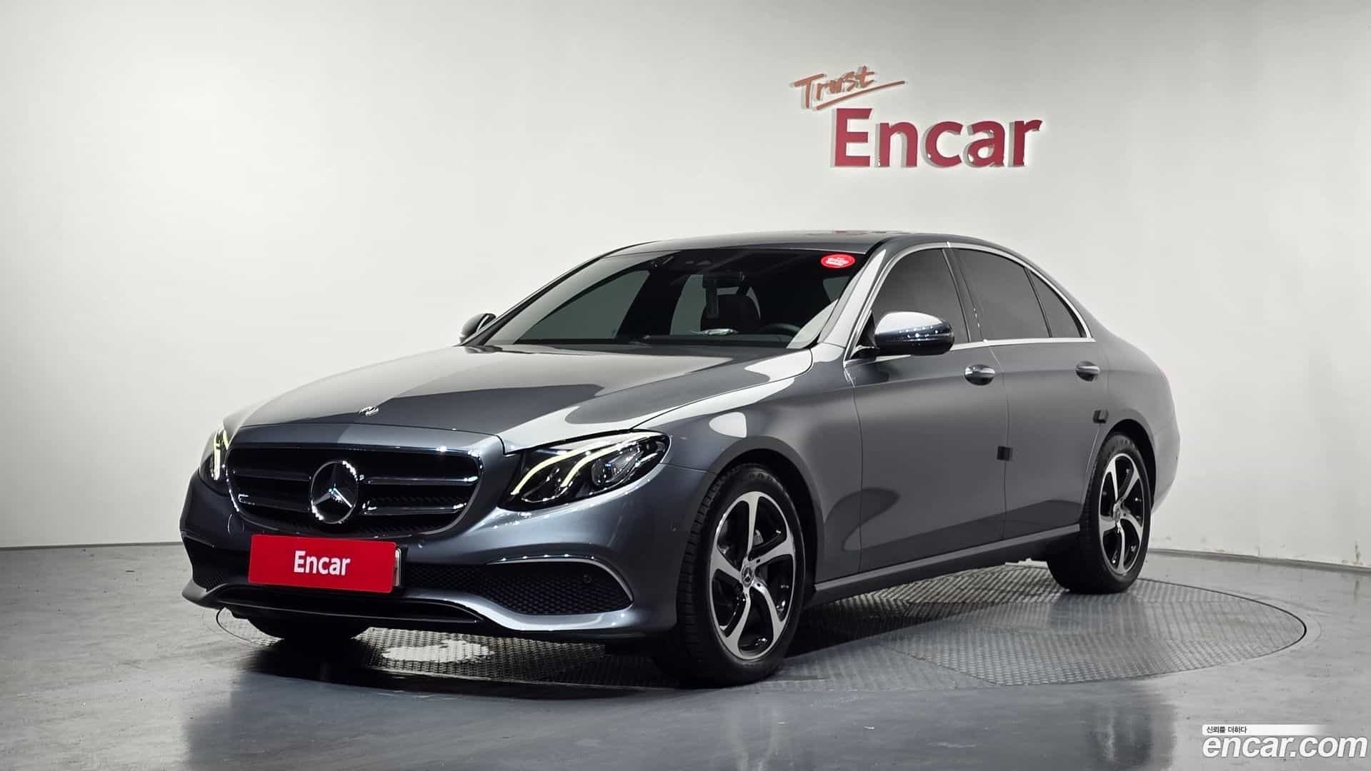 E-Class Mercedes-Benz 2020.5-OUTER-001