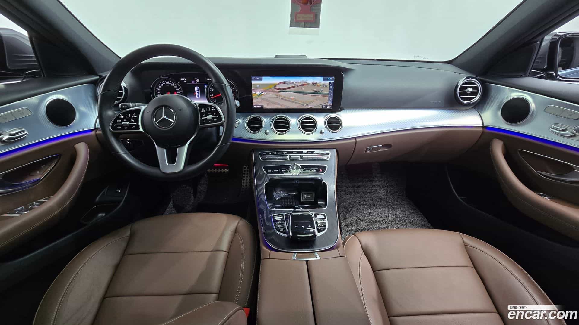 E-Class Mercedes-Benz 2020.5-INNER-007