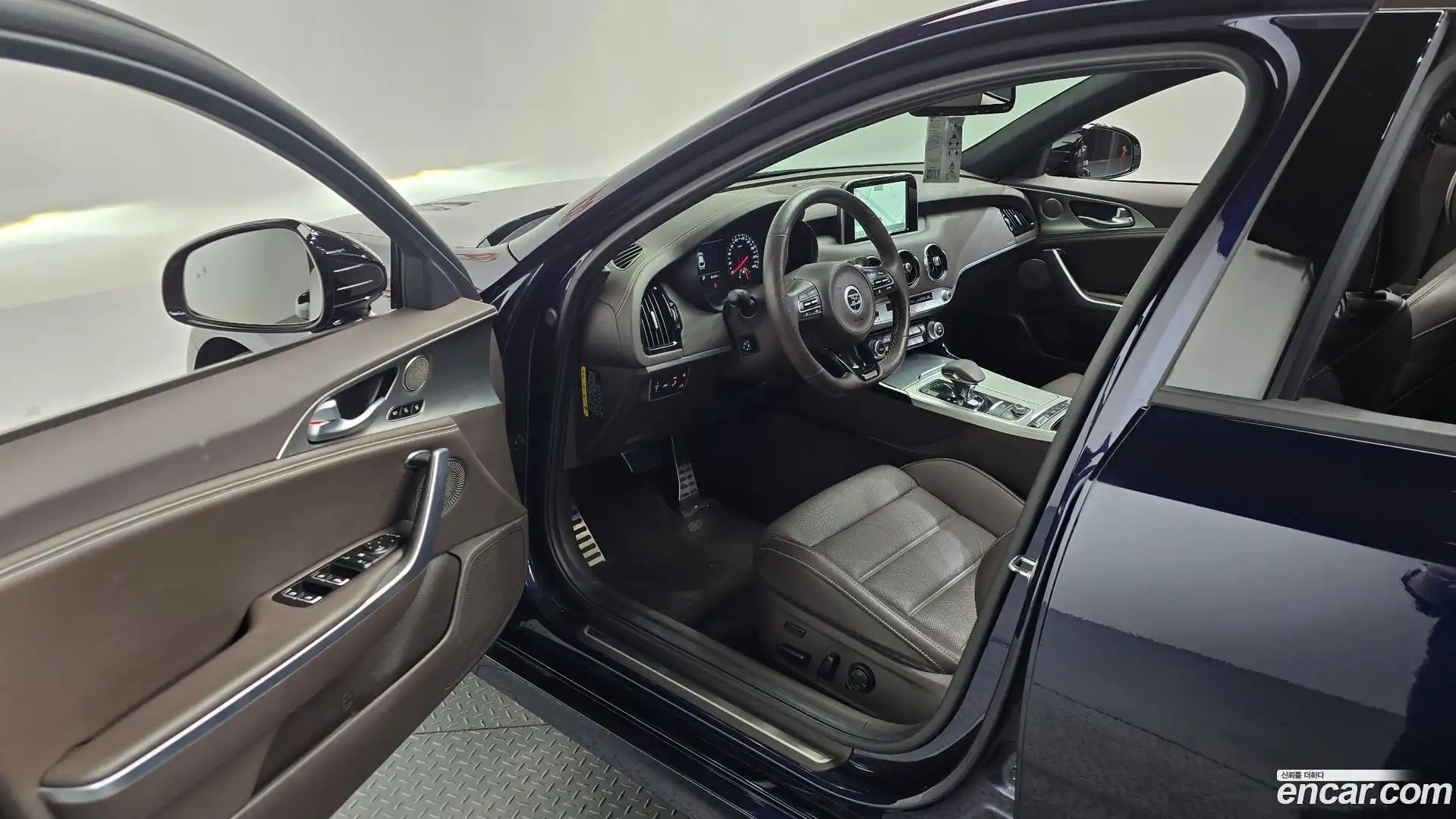 Stinger Kia 2017.9-INNER-010
