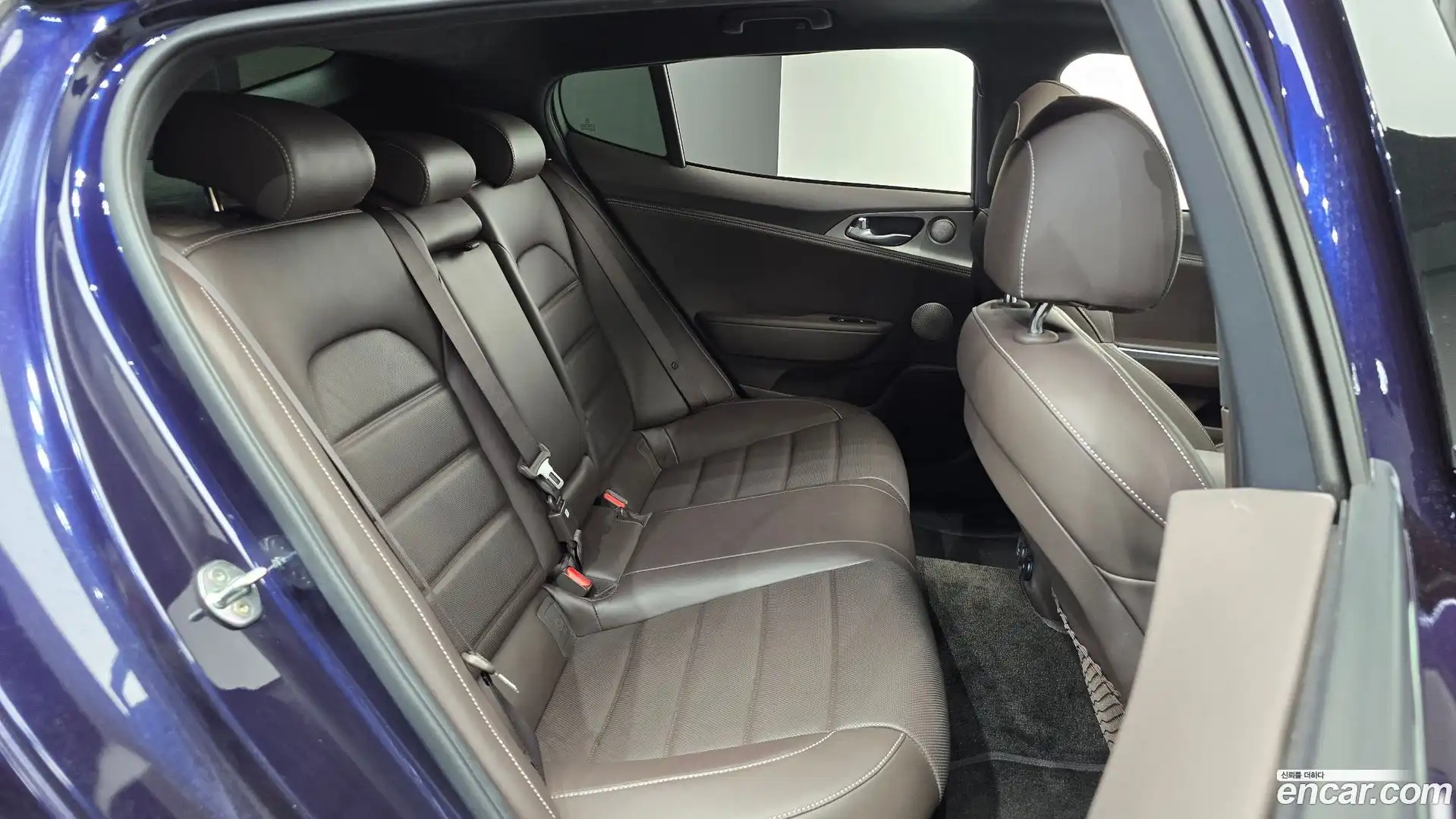 Stinger Kia 2017.9-OPTION-015