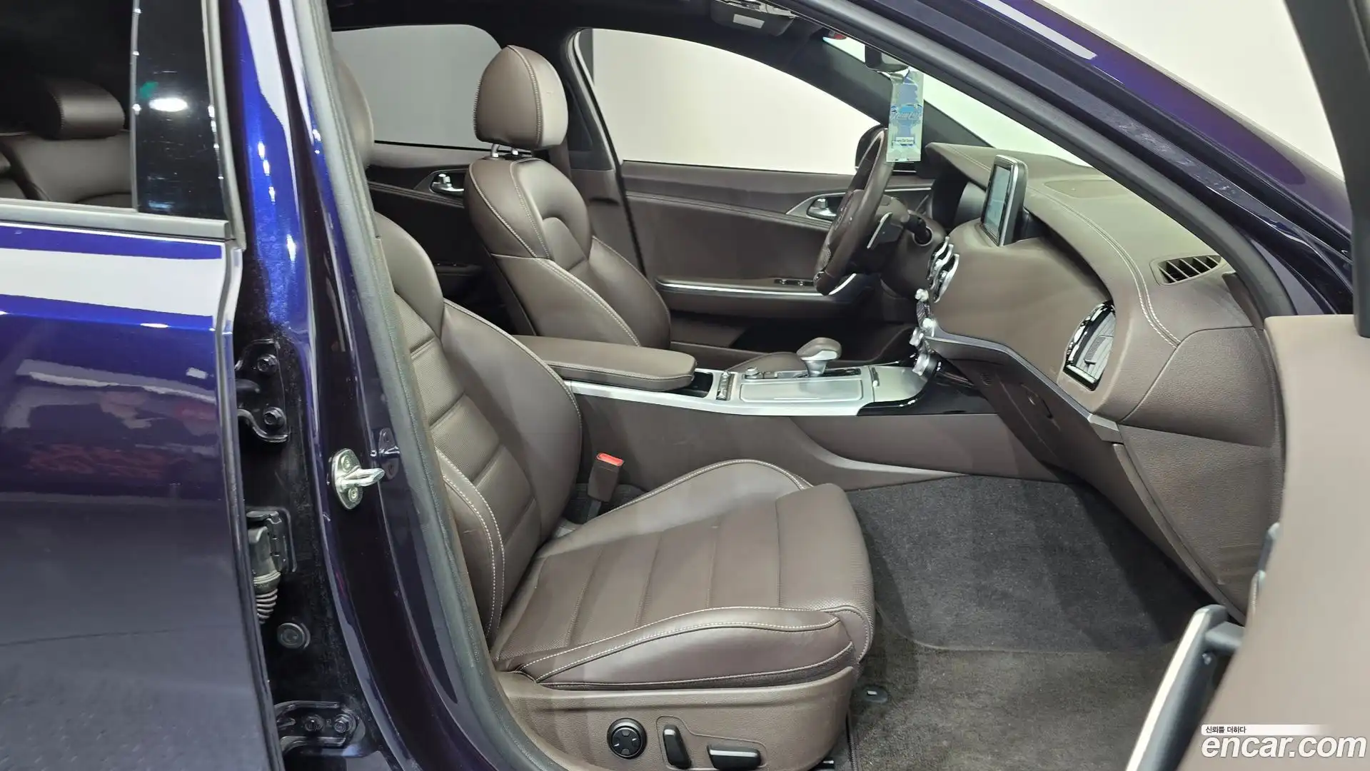Stinger Kia 2017.9-INNER-036