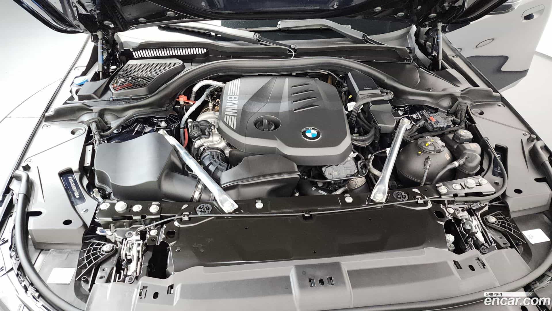 5-Series BMW 2025.6-OUTER-006
