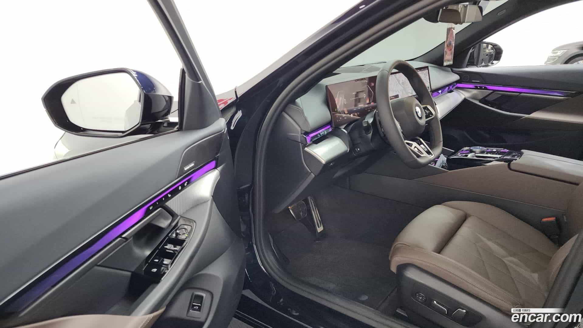 5-Series BMW 2025.6-INNER-010