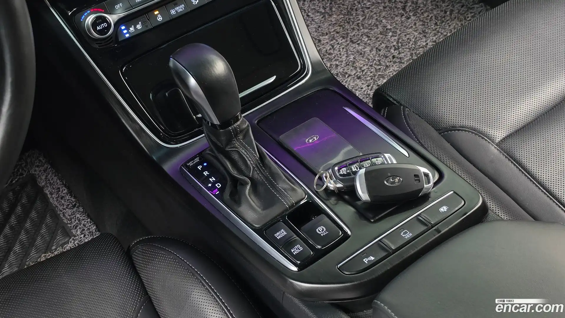 Grandeur Hyundai 2018.6-INNER-009