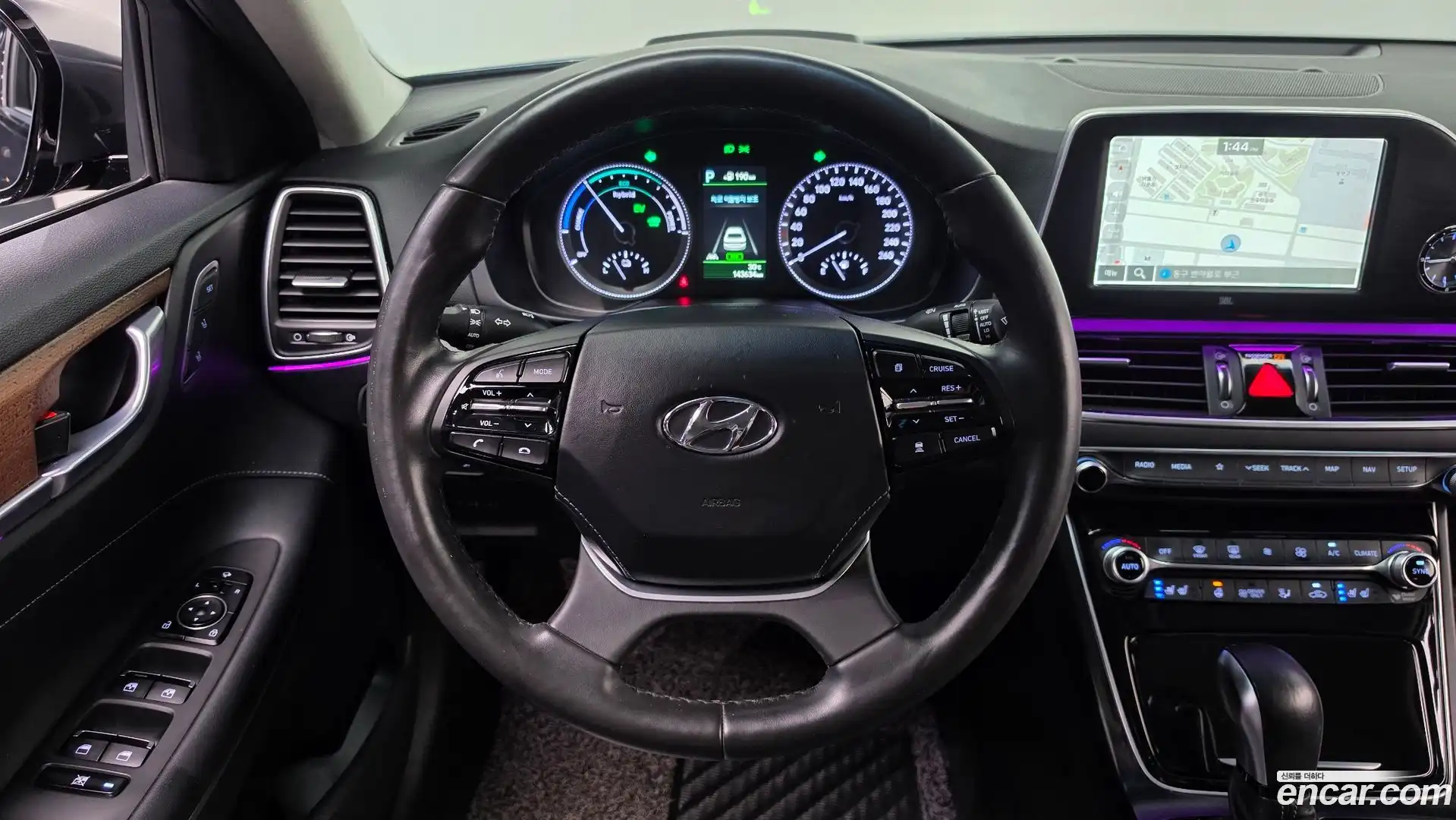 Grandeur Hyundai 2018.6-OPTION-016