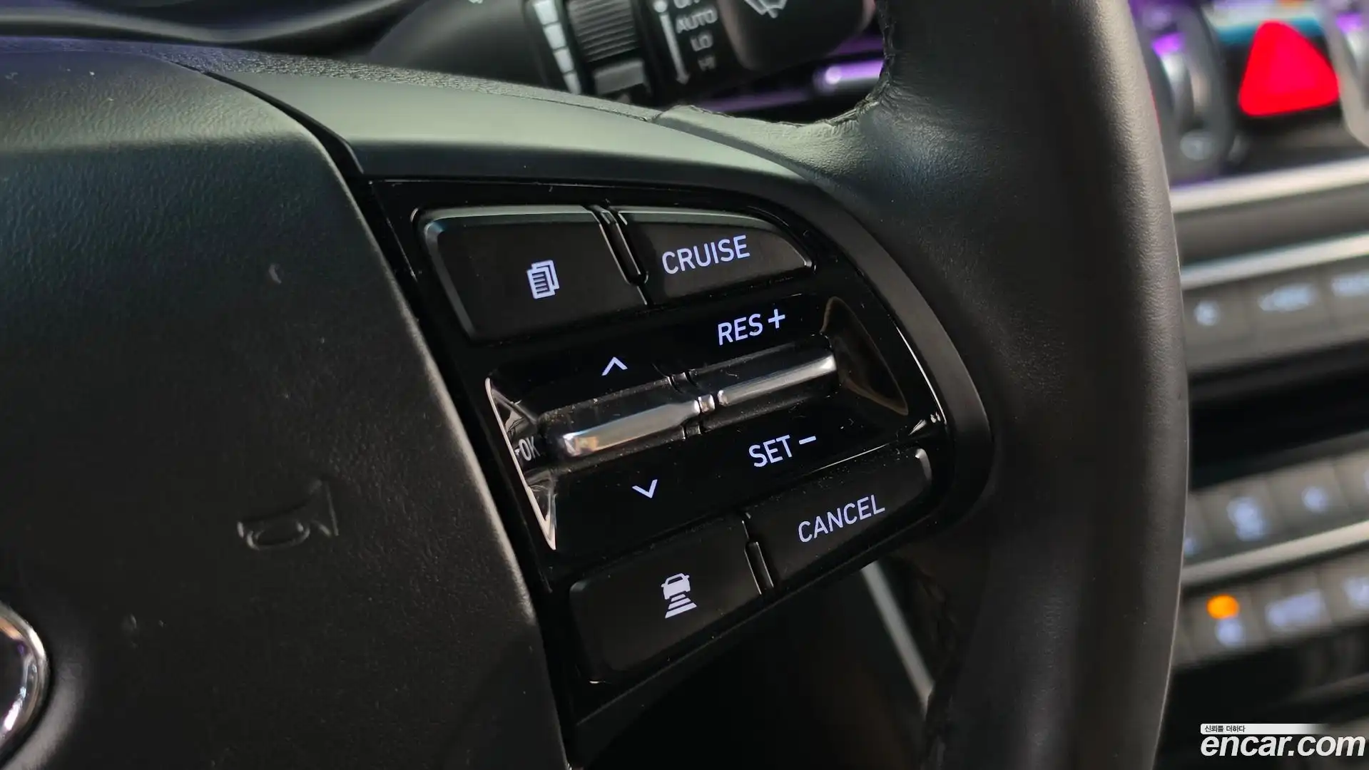 Grandeur Hyundai 2018.6-OPTION-017