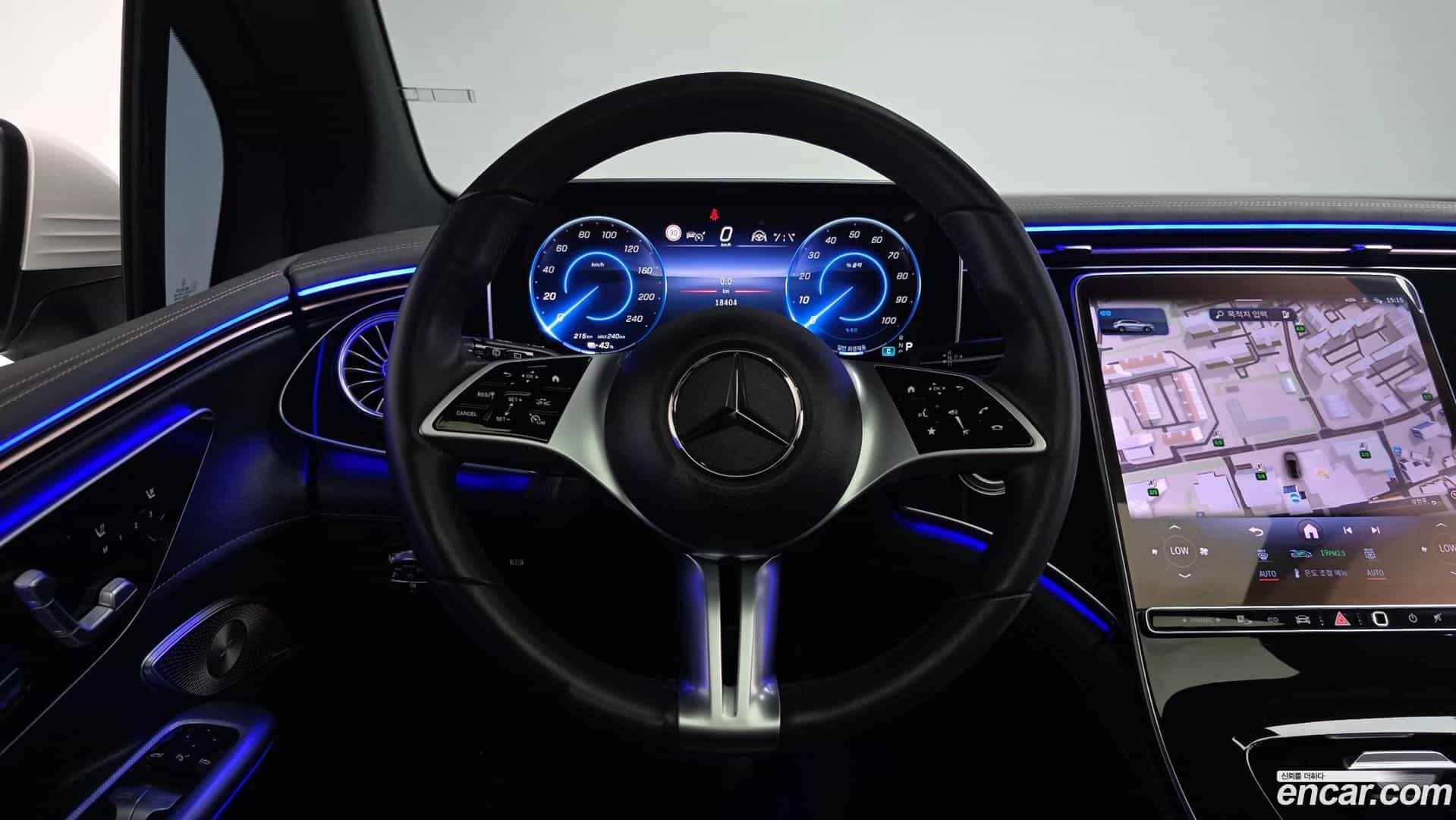 EQE Mercedes-Benz 2023.10-OPTION-016