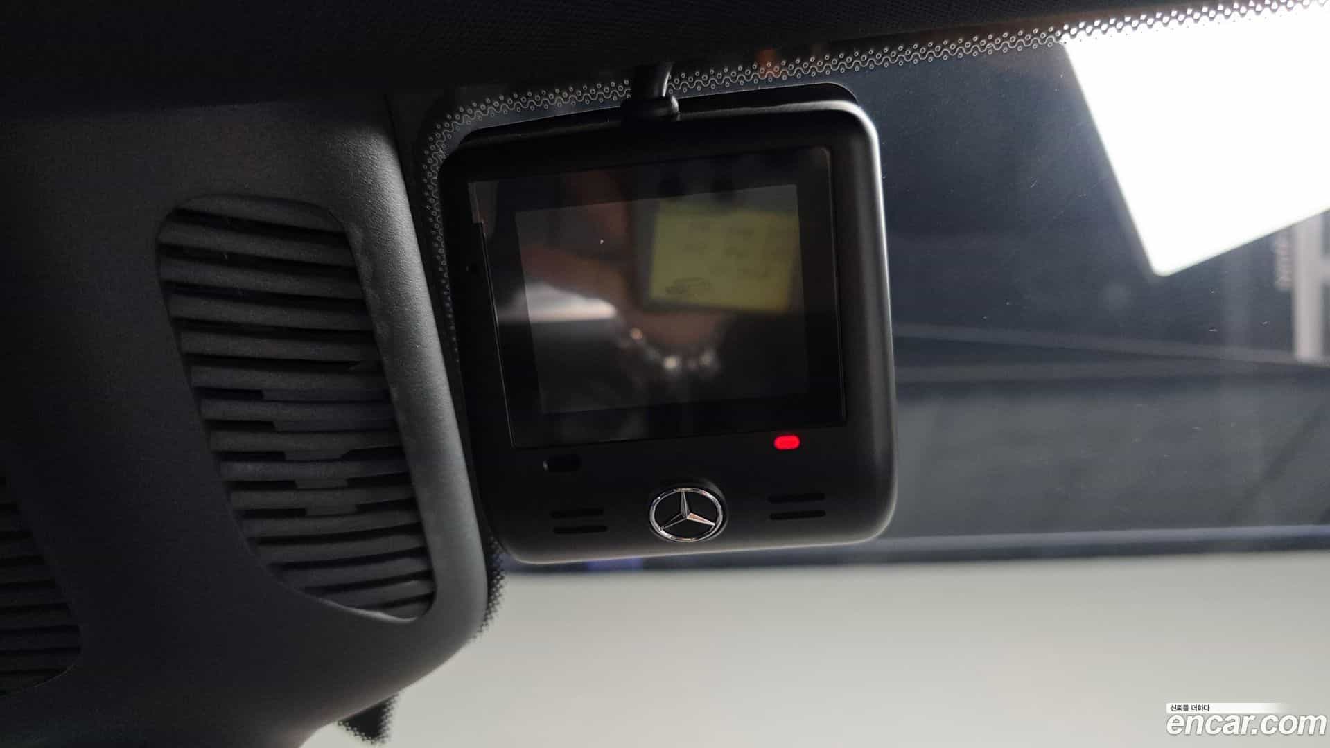EQE Mercedes-Benz 2023.10-OPTION-045
