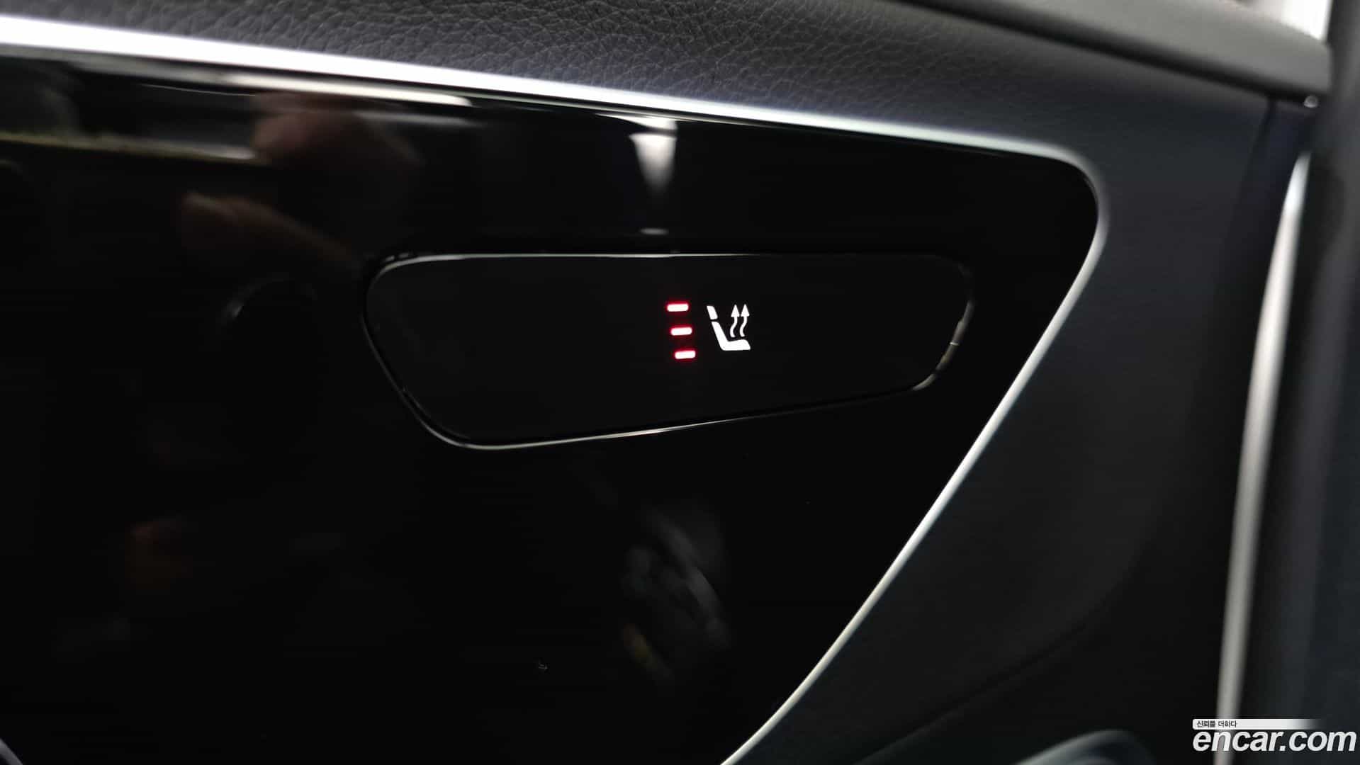EQE Mercedes-Benz 2023.10-OPTION-047
