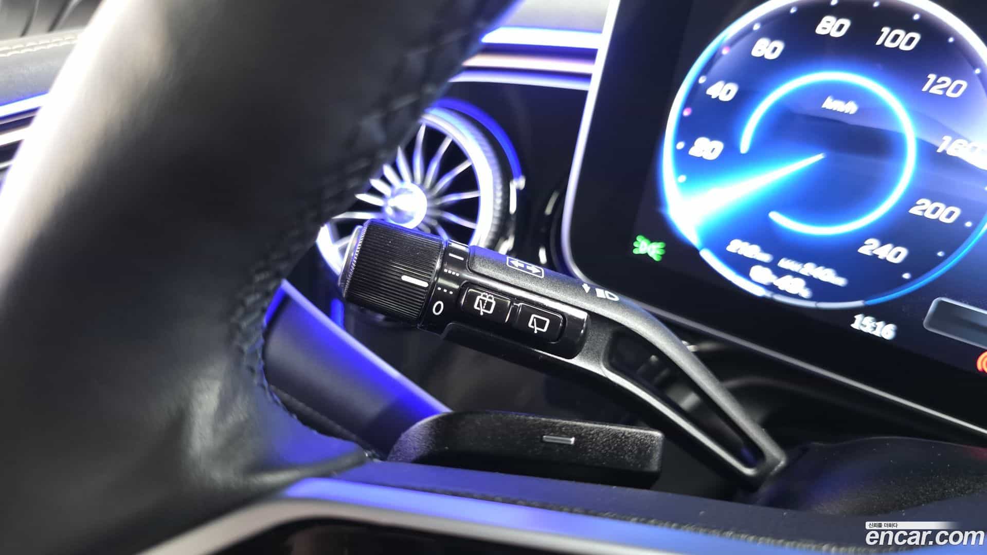 EQE Mercedes-Benz 2023.10-OPTION-048