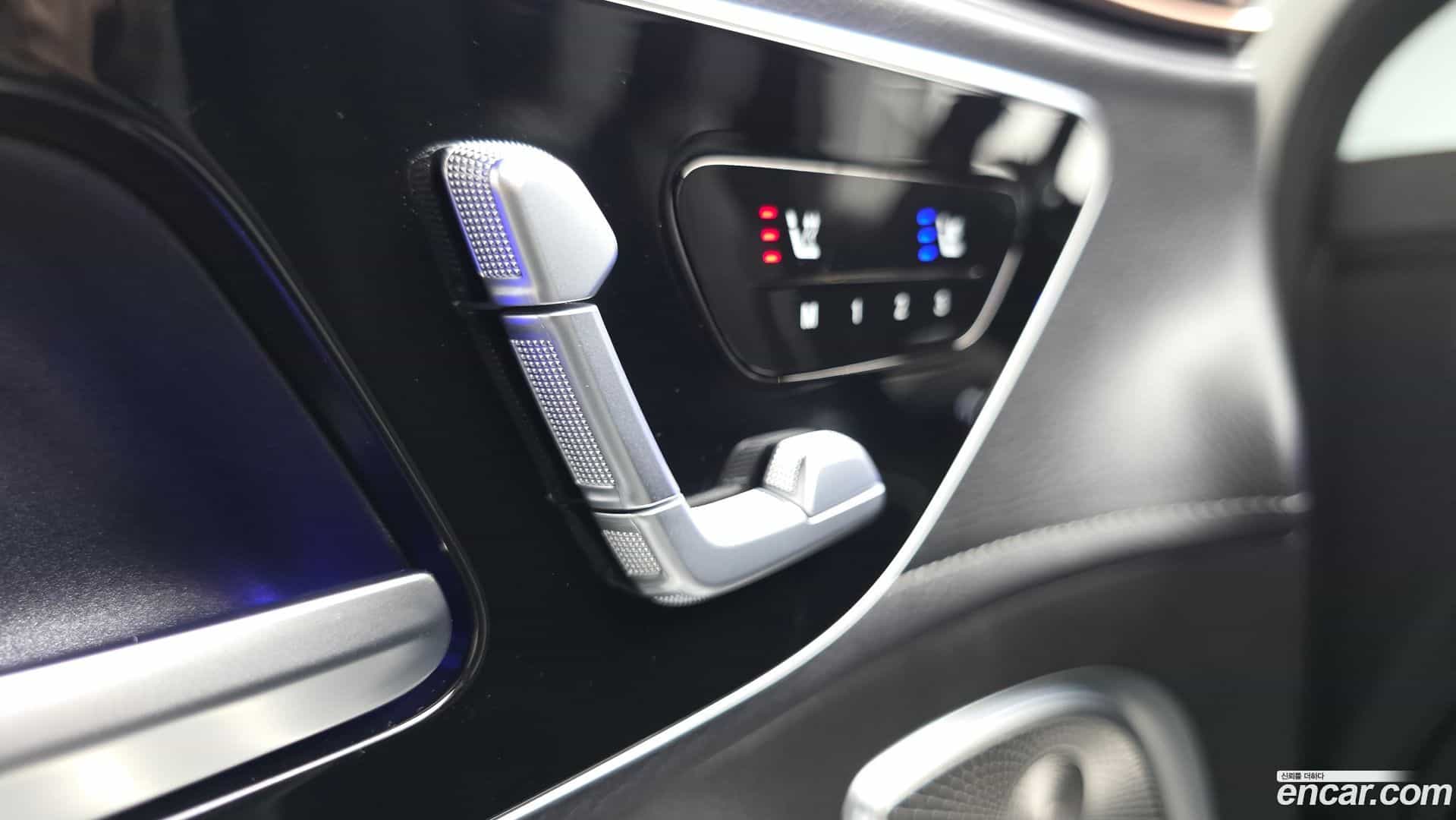 EQE Mercedes-Benz 2023.10-OPTION-051