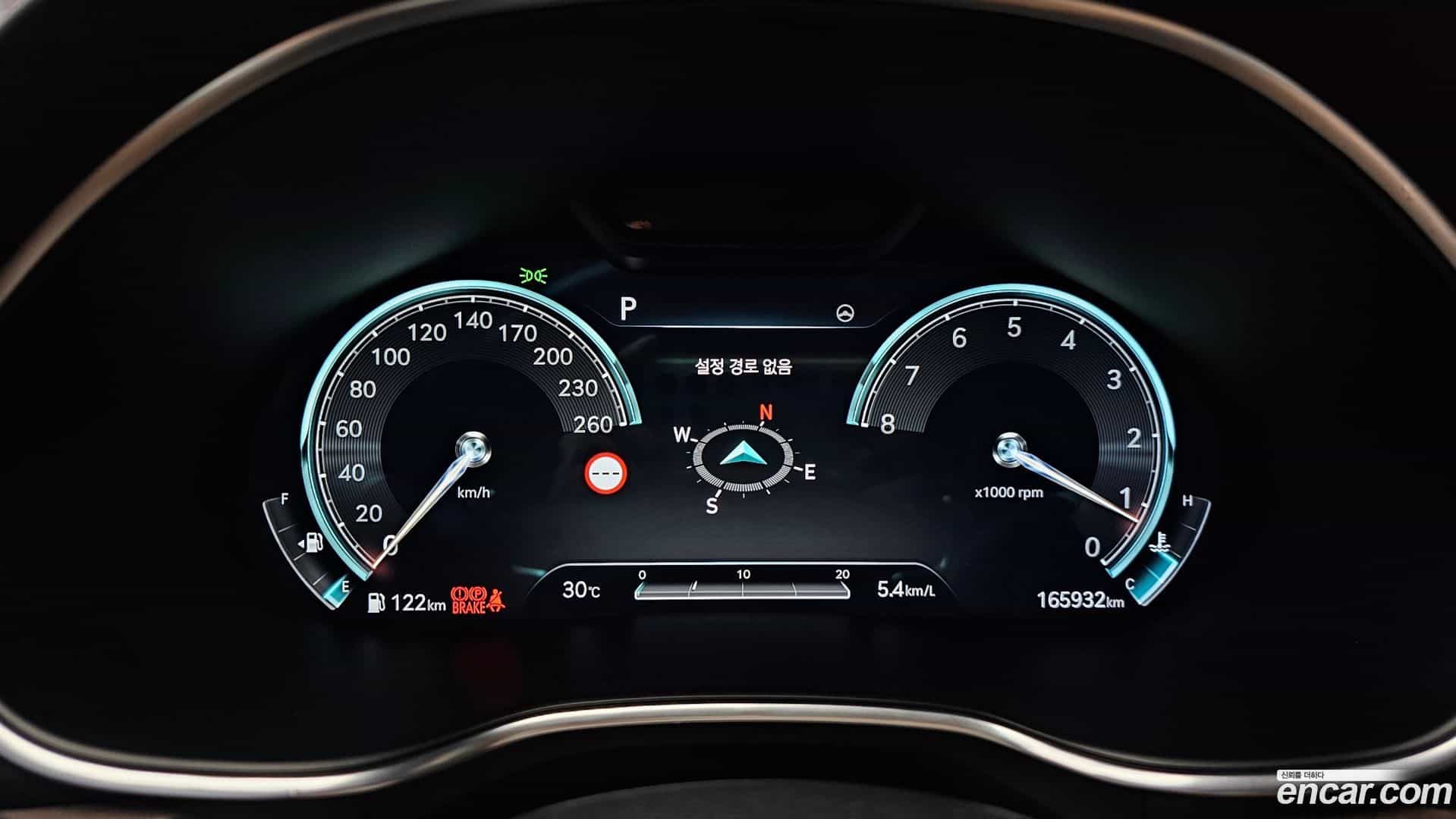 G80 Genesis 2023.3-INNER-008