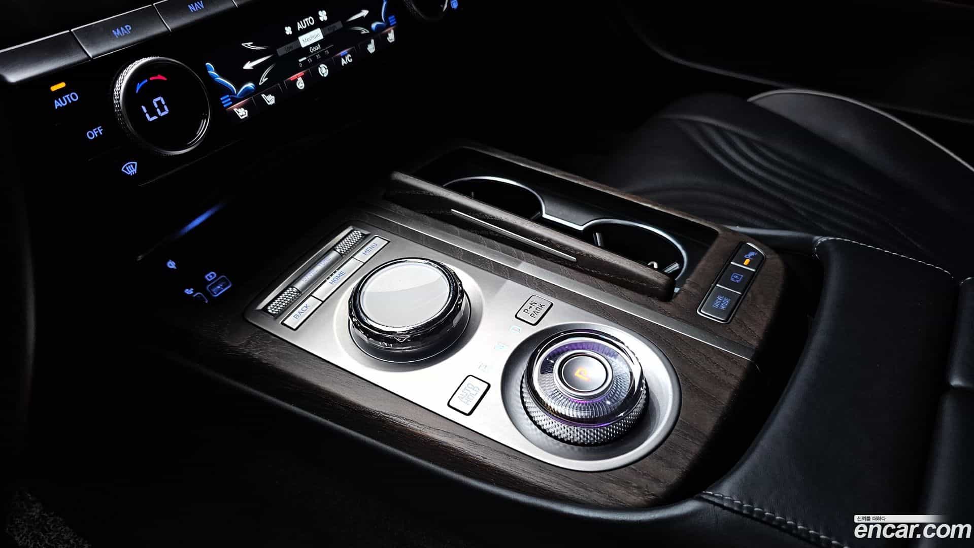 G80 Genesis 2023.3-INNER-009