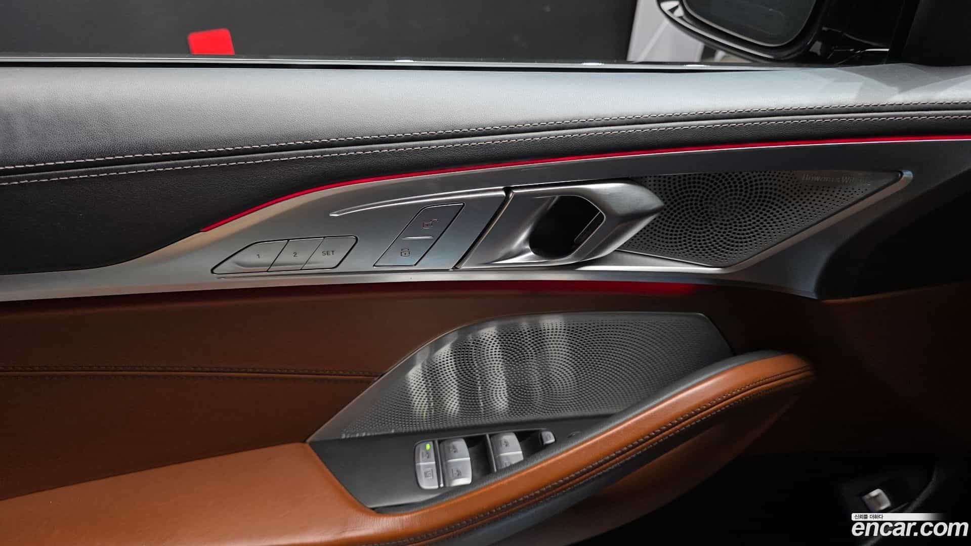 8-Series BMW 2022.8-OPTION-040