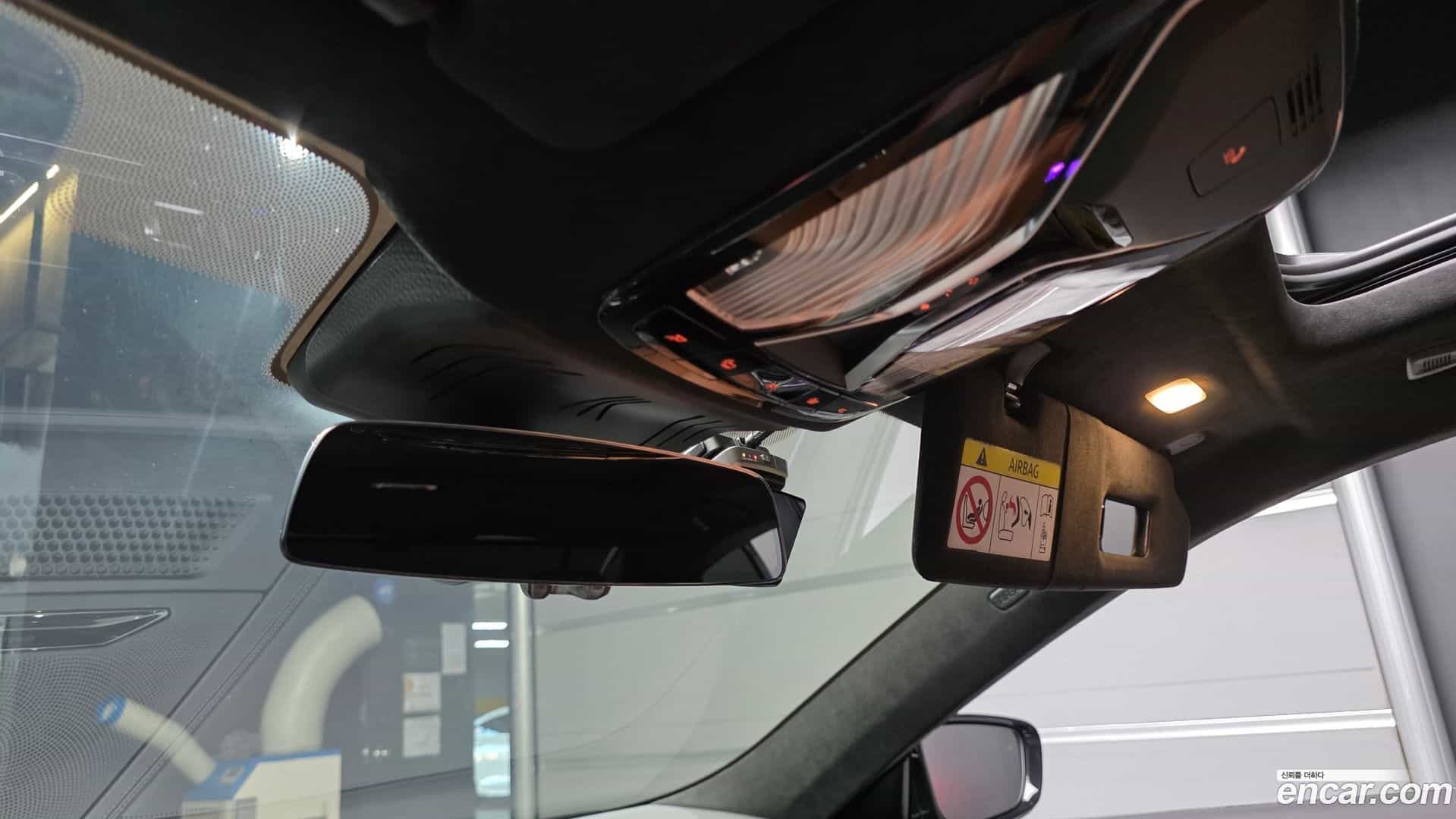 8-Series BMW 2022.8-OPTION-043