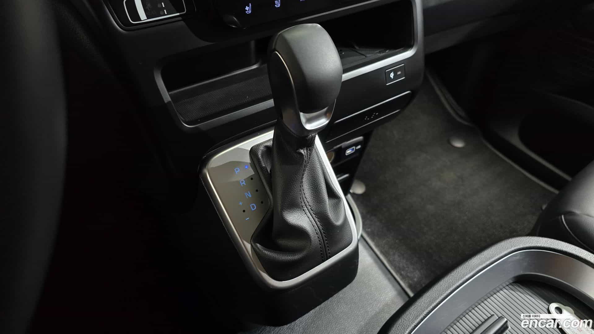 Staria Hyundai 2023.9-INNER-009