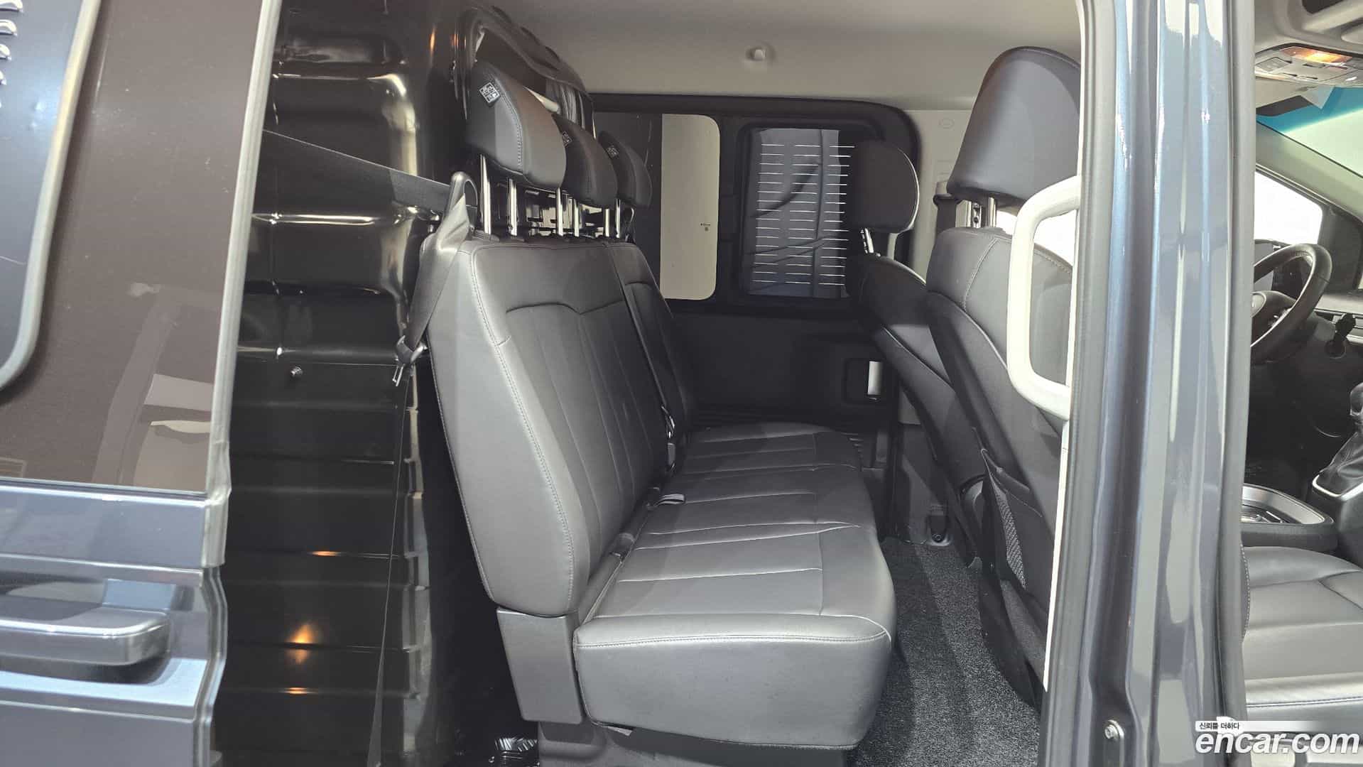 Staria Hyundai 2023.9-OPTION-015