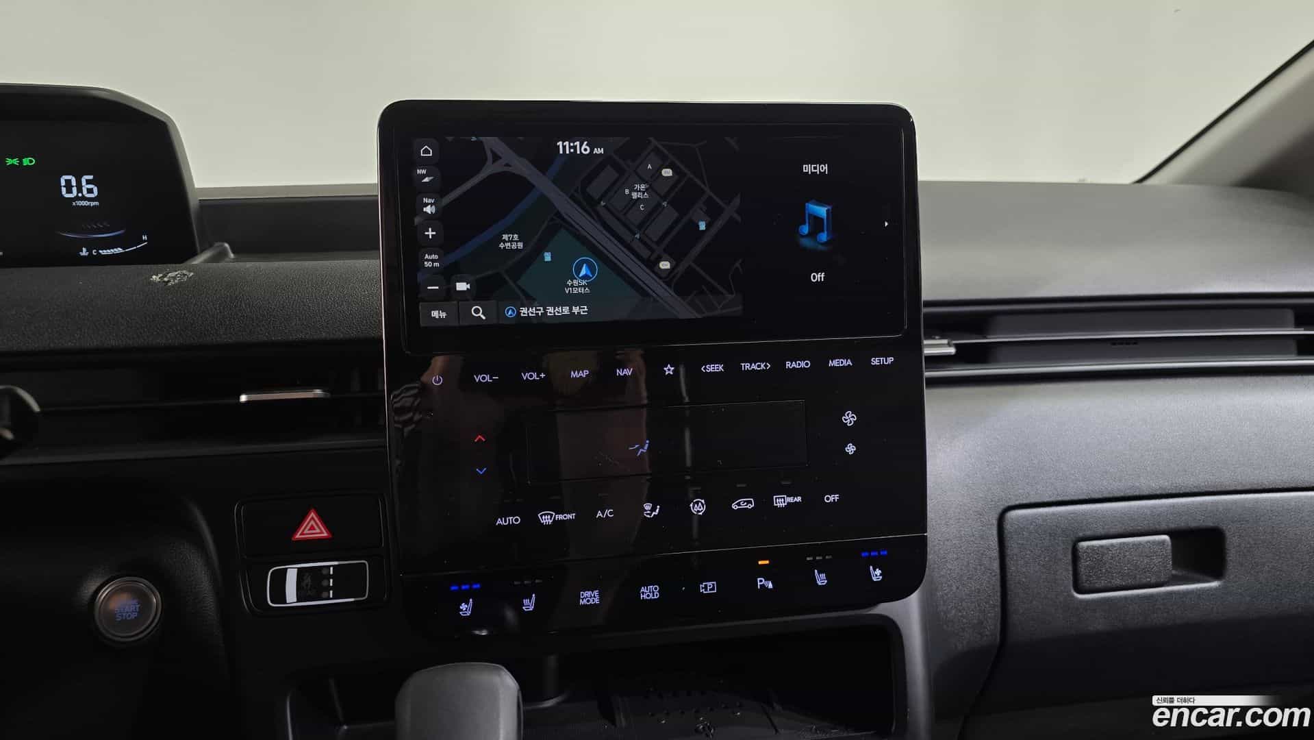 Staria Hyundai 2023.9-OPTION-019