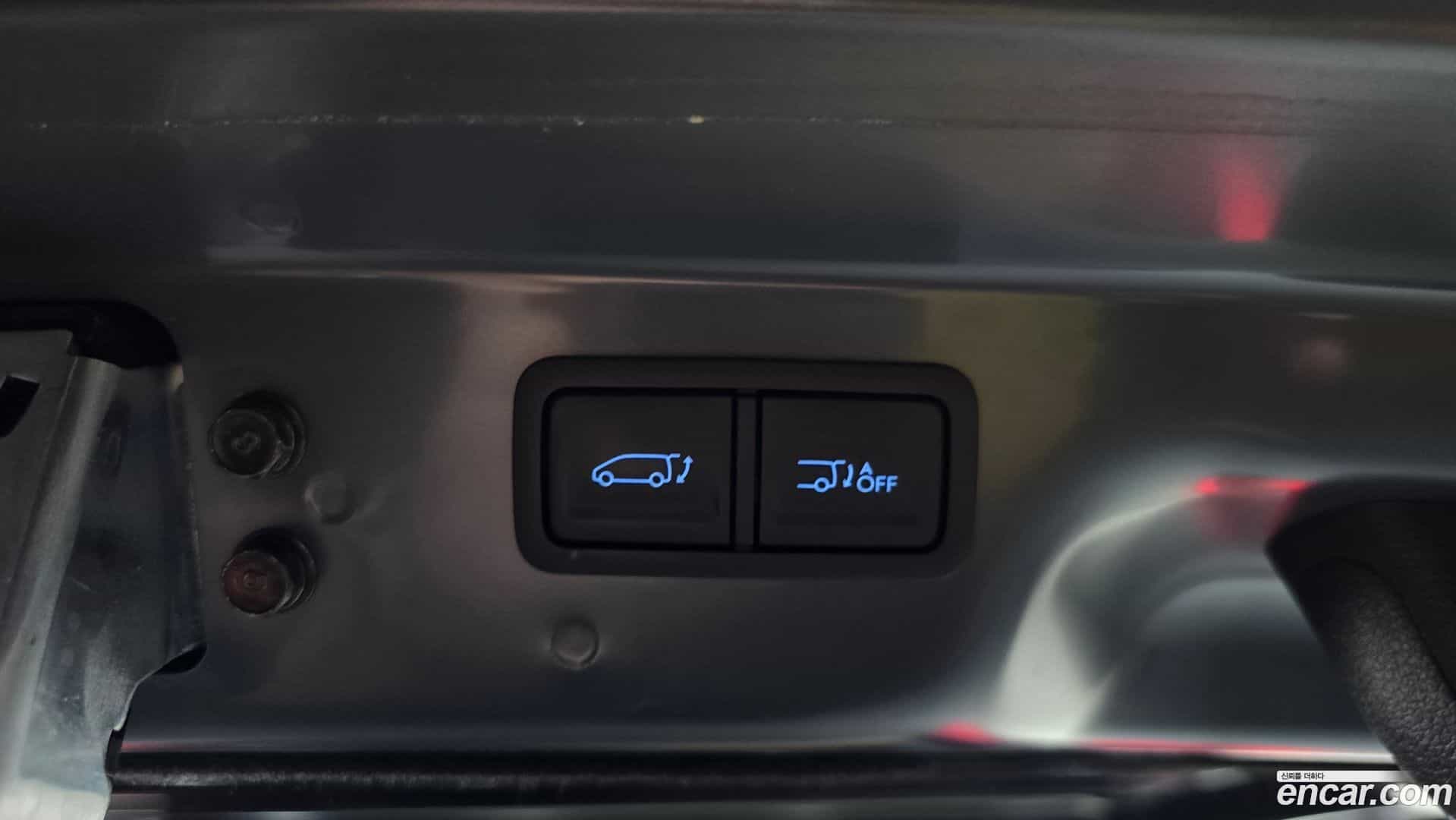 Staria Hyundai 2023.9-OPTION-024
