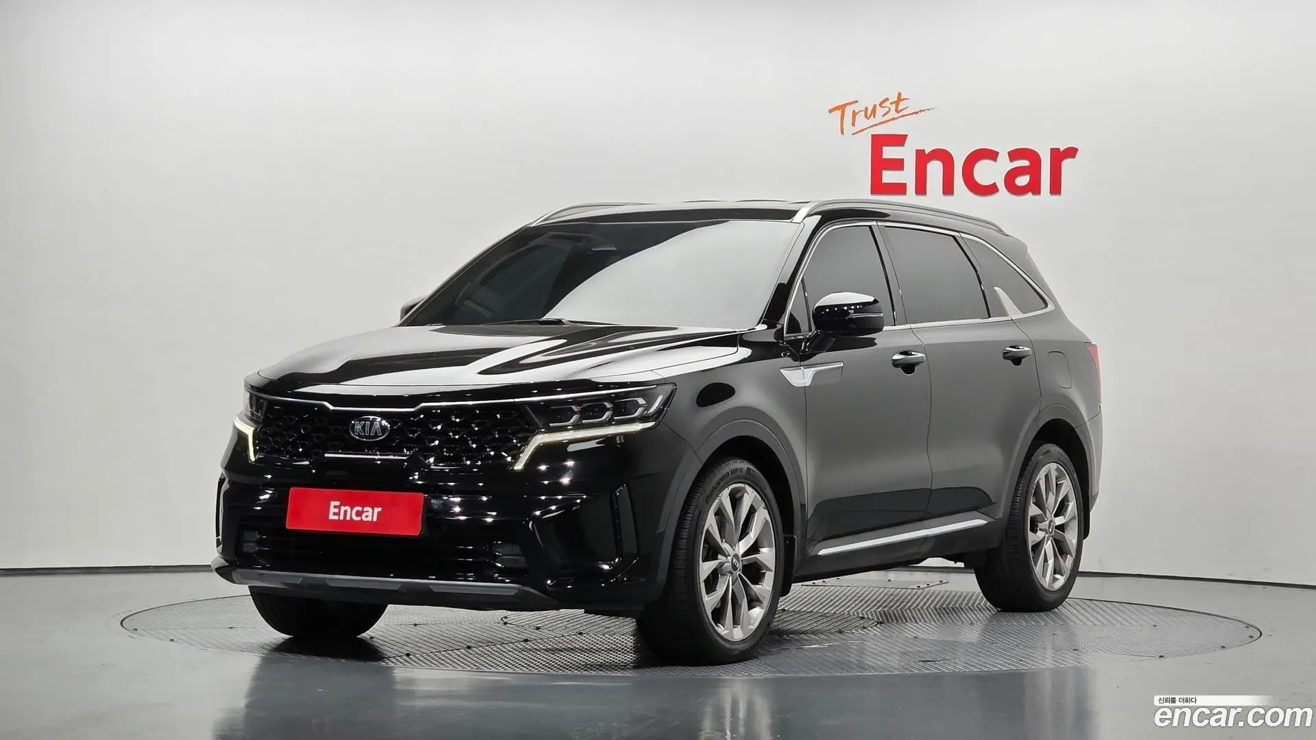 Main__Slider__Photo:Sorento Kia 2020.5-0