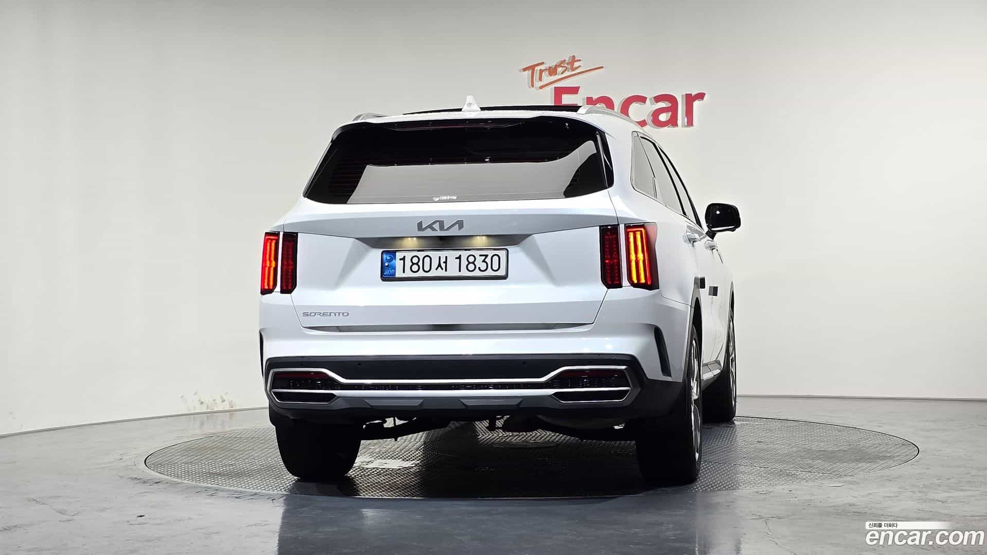 Sorento Kia 2022.8-OUTER-004