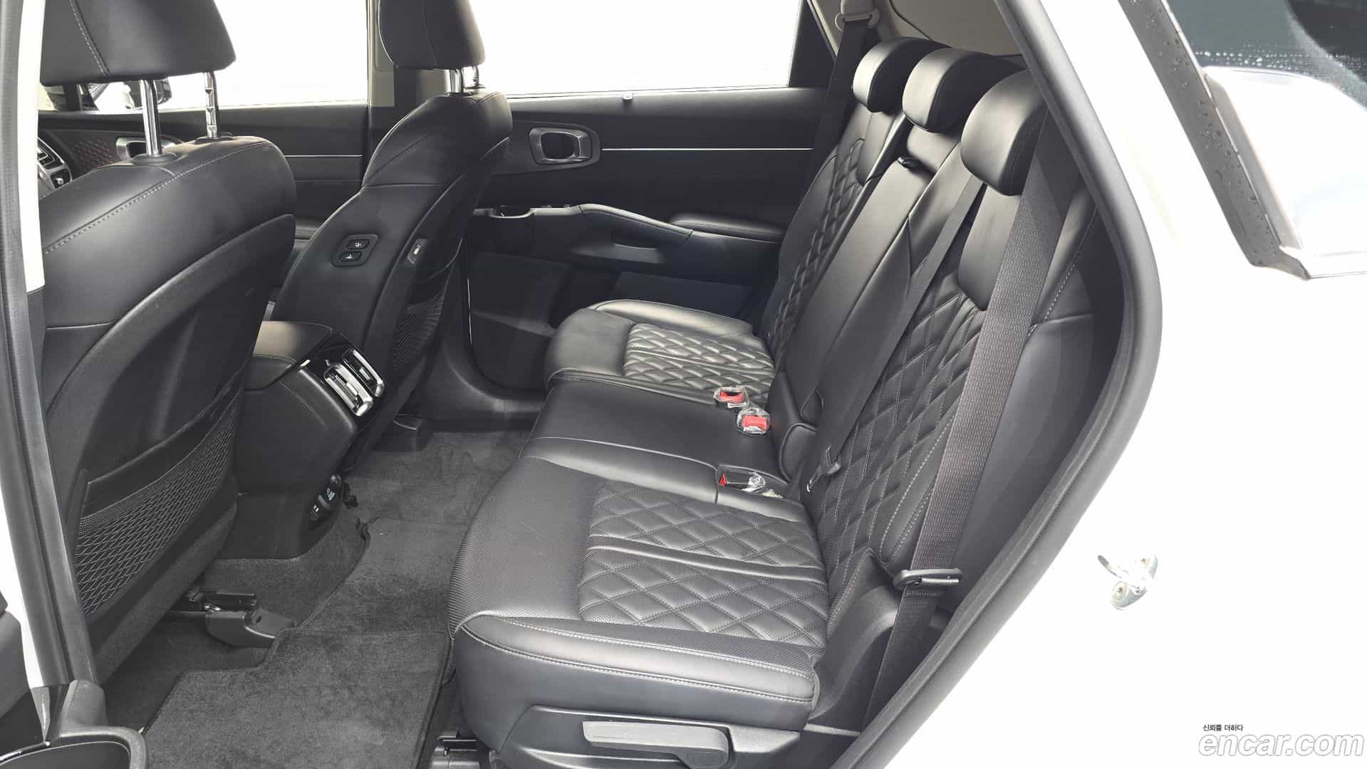 Sorento Kia 2022.8-OPTION-015