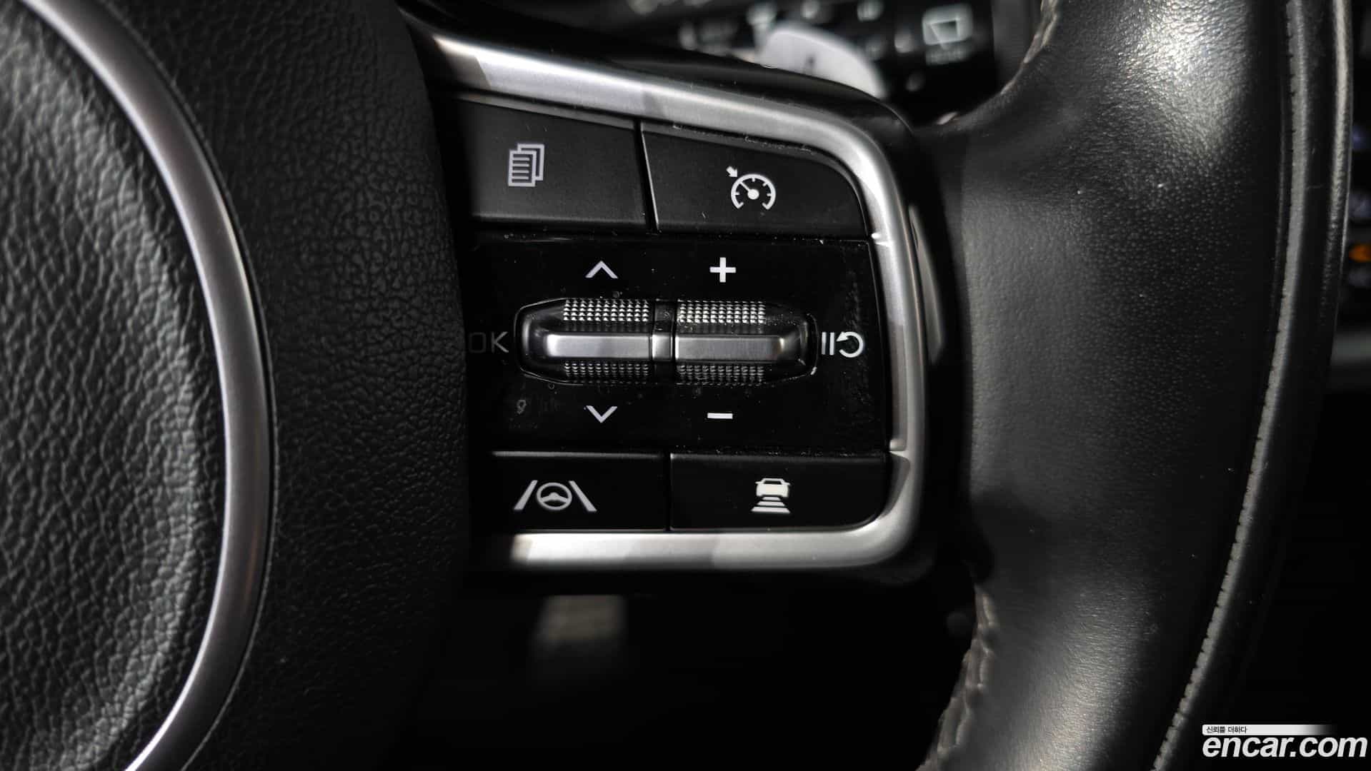 Sorento Kia 2022.8-OPTION-022