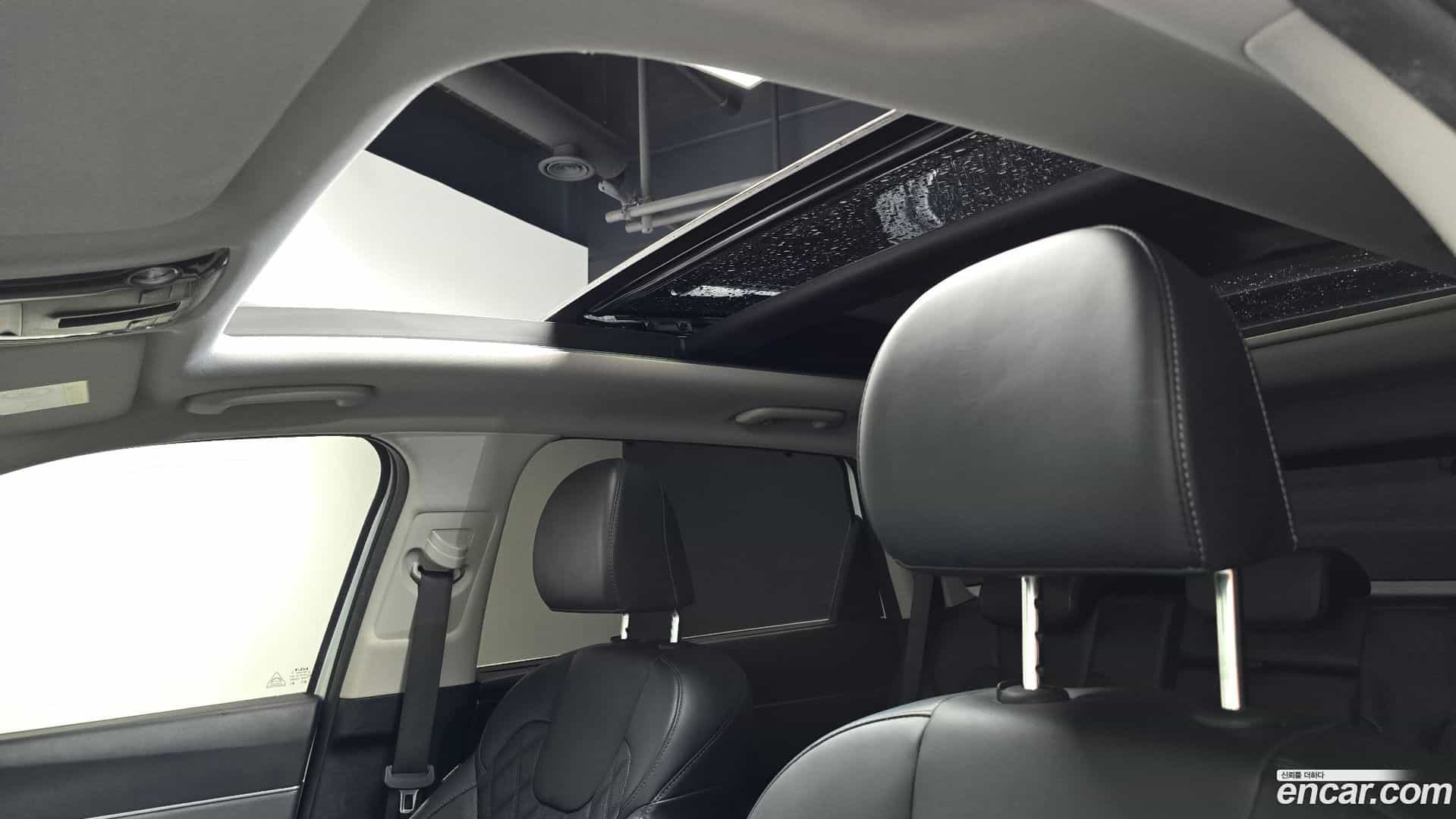 Sorento Kia 2022.8-OPTION-023