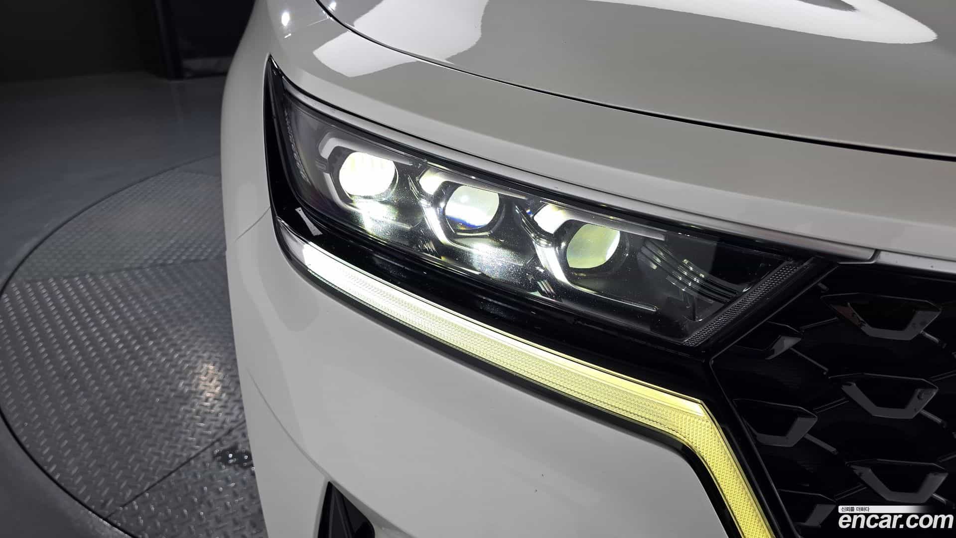 Sorento Kia 2022.8-OUTER-032