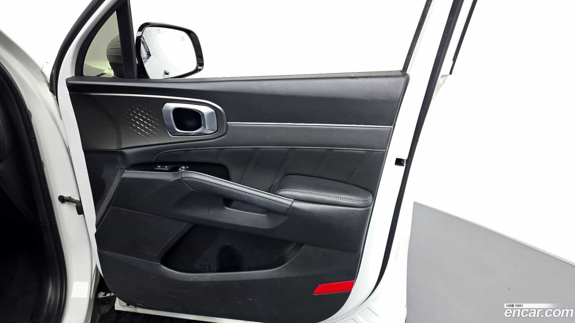 Sorento Kia 2022.8-INNER-034