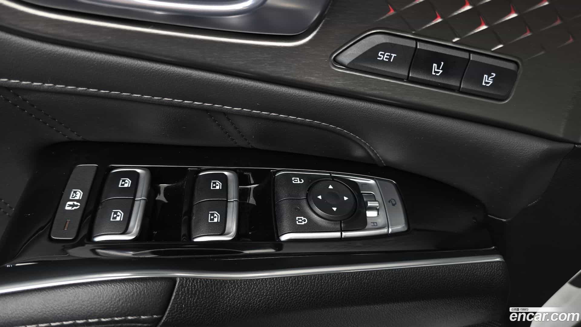 Sorento Kia 2022.8-OPTION-043