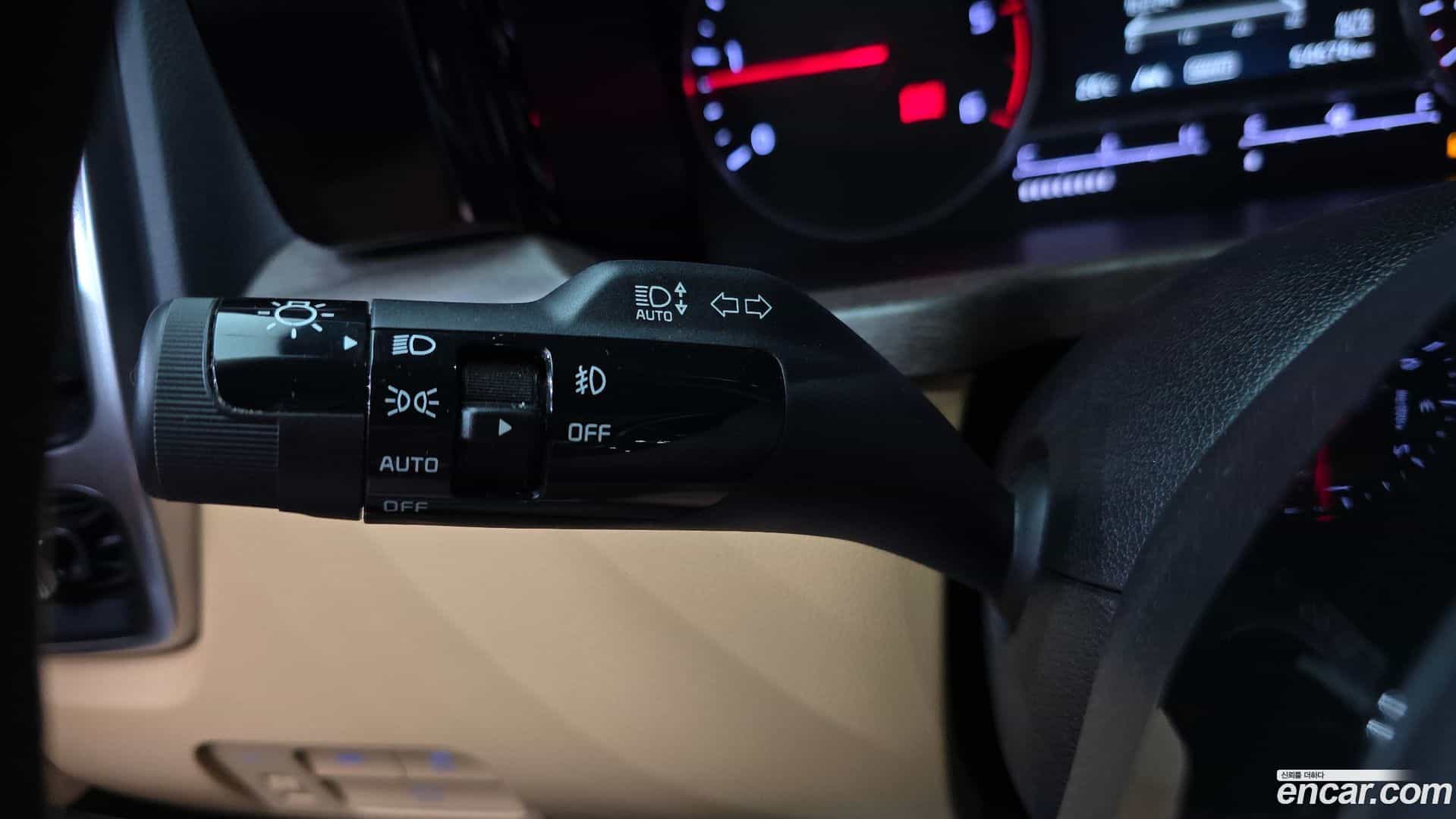 Sorento Kia 2020.3-OPTION-042