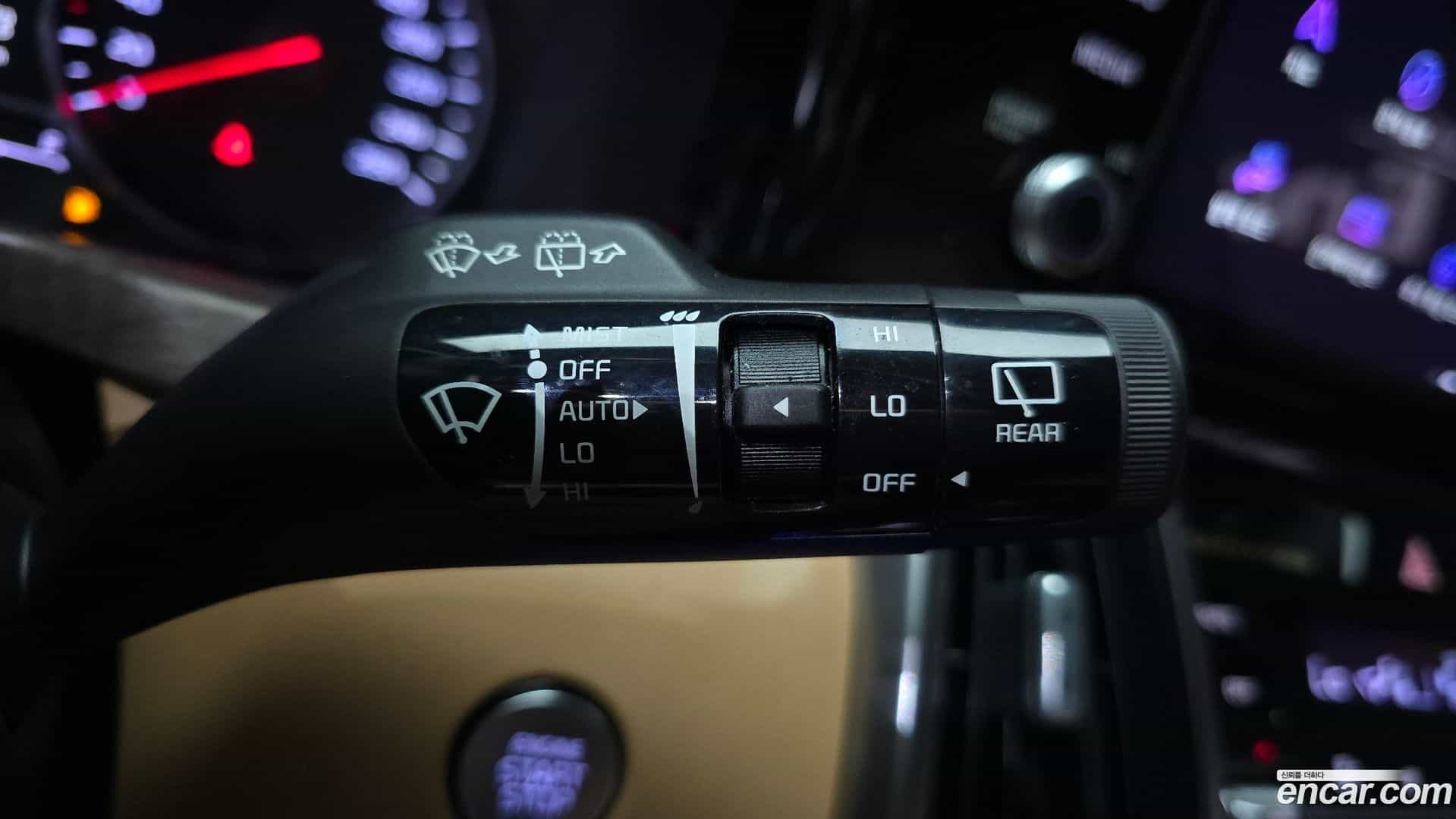 Sorento Kia 2020.3-OPTION-043