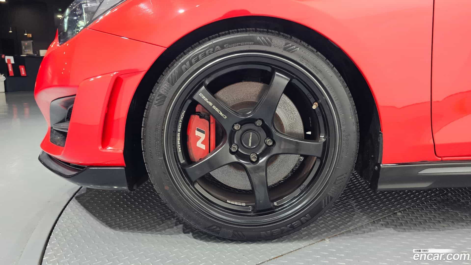 Veloster Hyundai 2019.4-OUTER-005