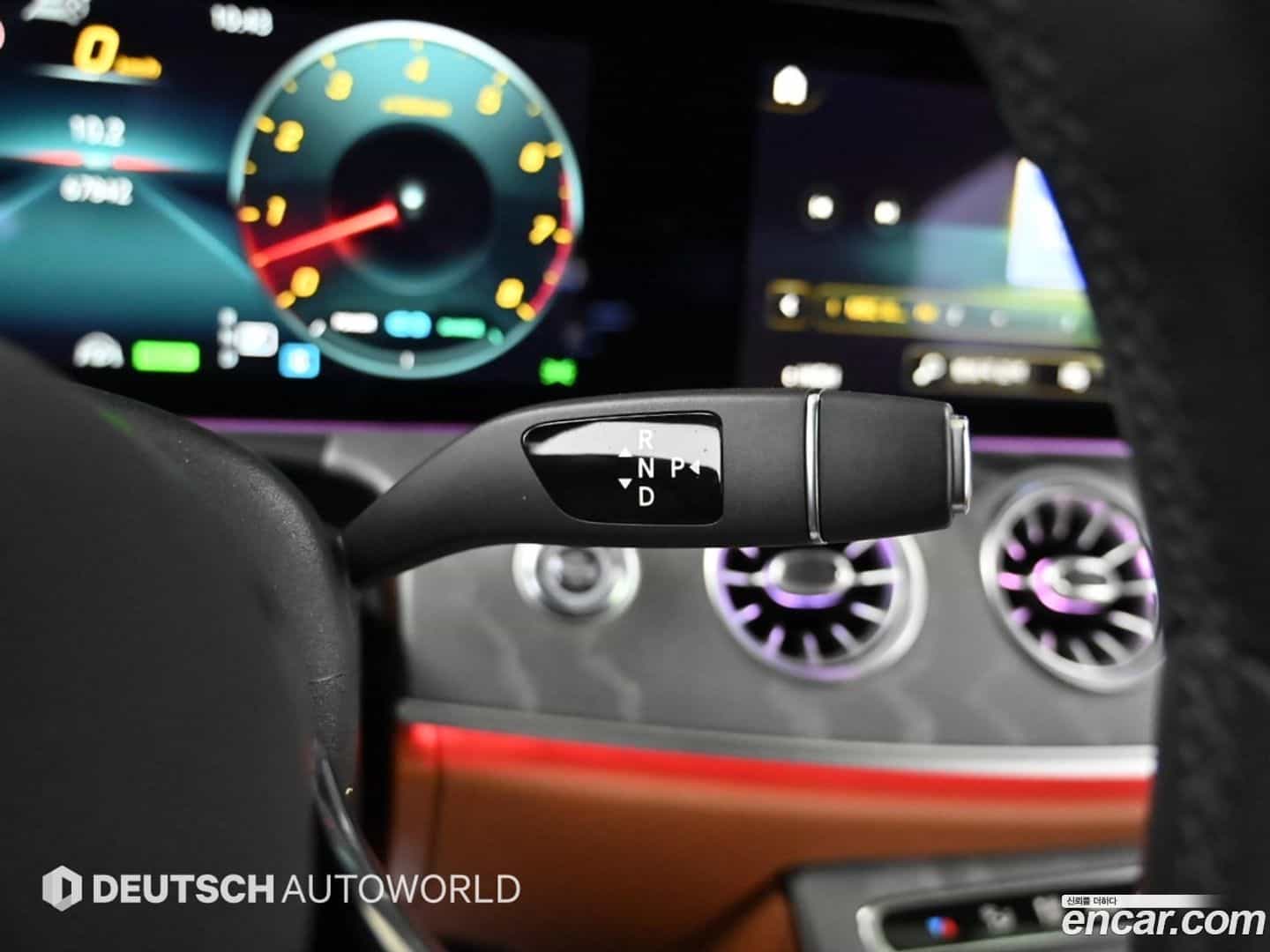 CLS-Class Mercedes-Benz 2022.2-INNER-009