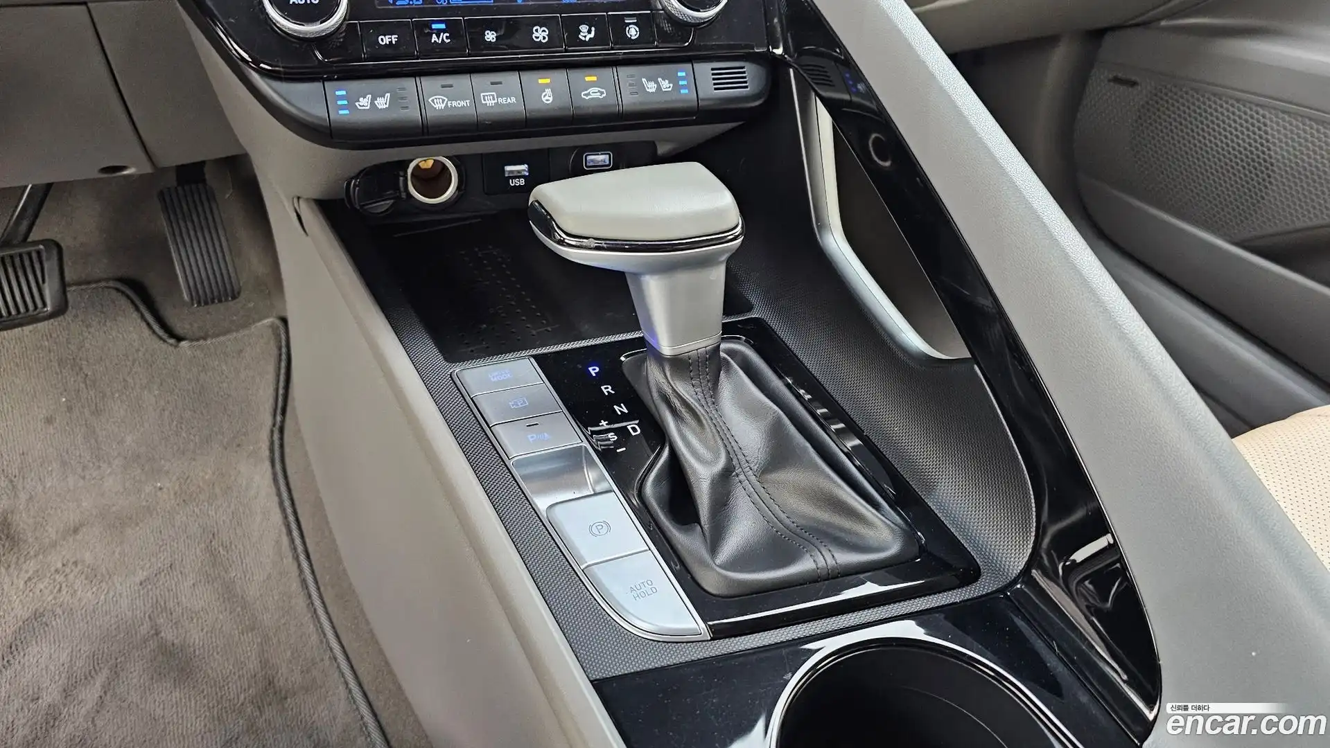 AVANTE Hyundai 2022.3-INNER-009