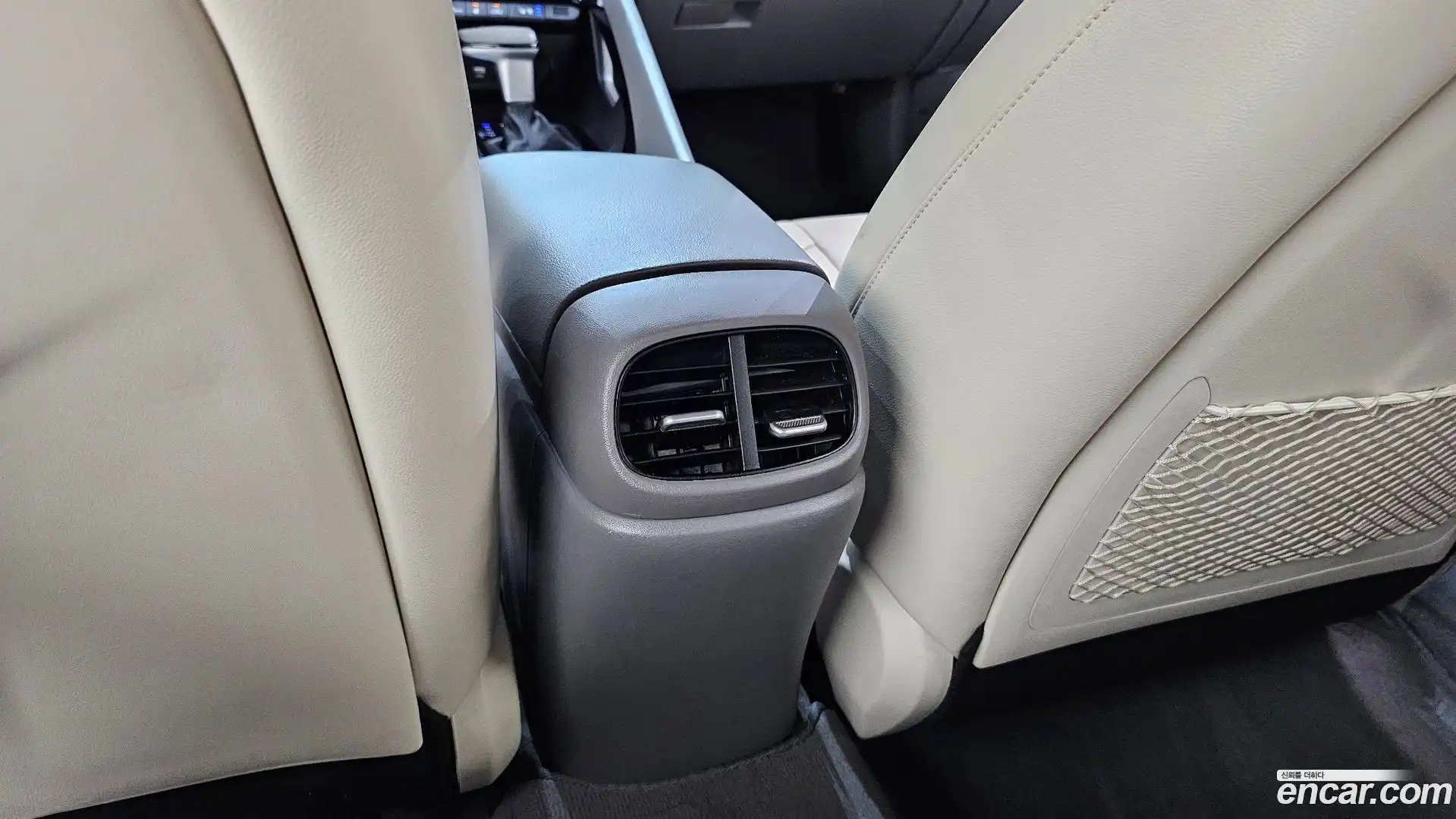 AVANTE Hyundai 2022.3-OPTION-044